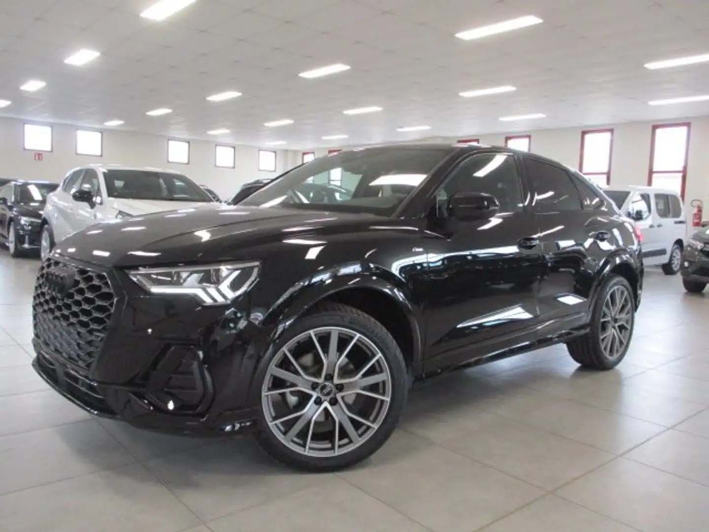 Audi Q3 Sportback 35 2.0 TDI Black Limited S-Tronic - KM0 Nero - 1