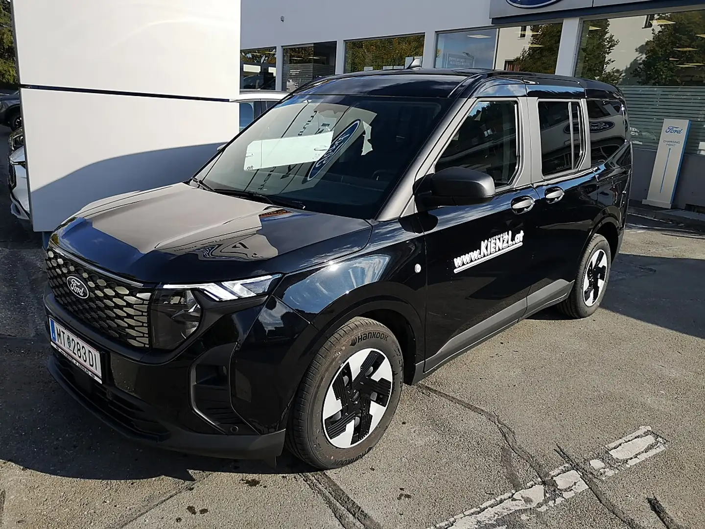 Ford Tourneo Courier E-Tourneo Courier Trend Schwarz - 1