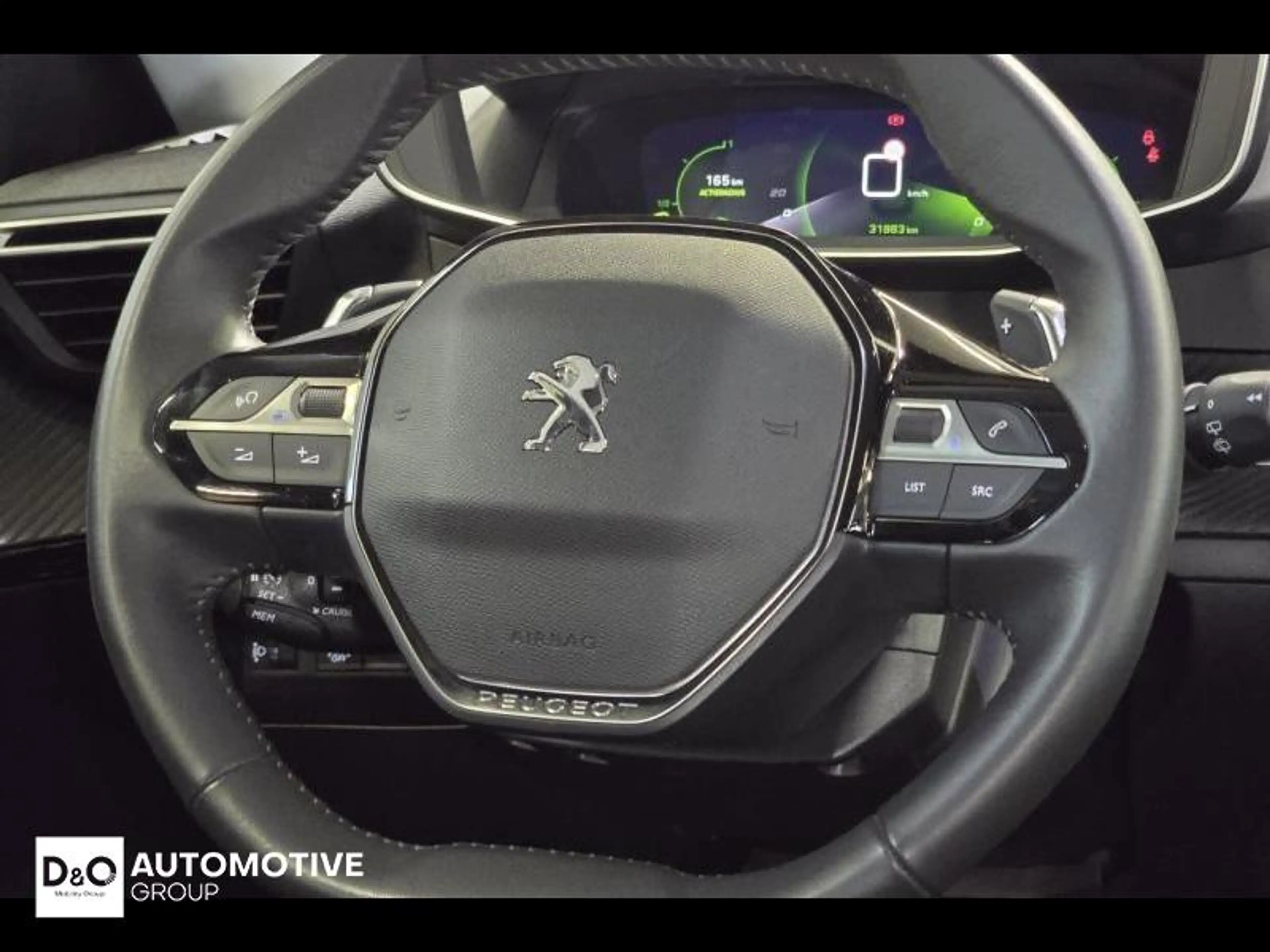 Peugeot 2008 allure camera gps — photo 10