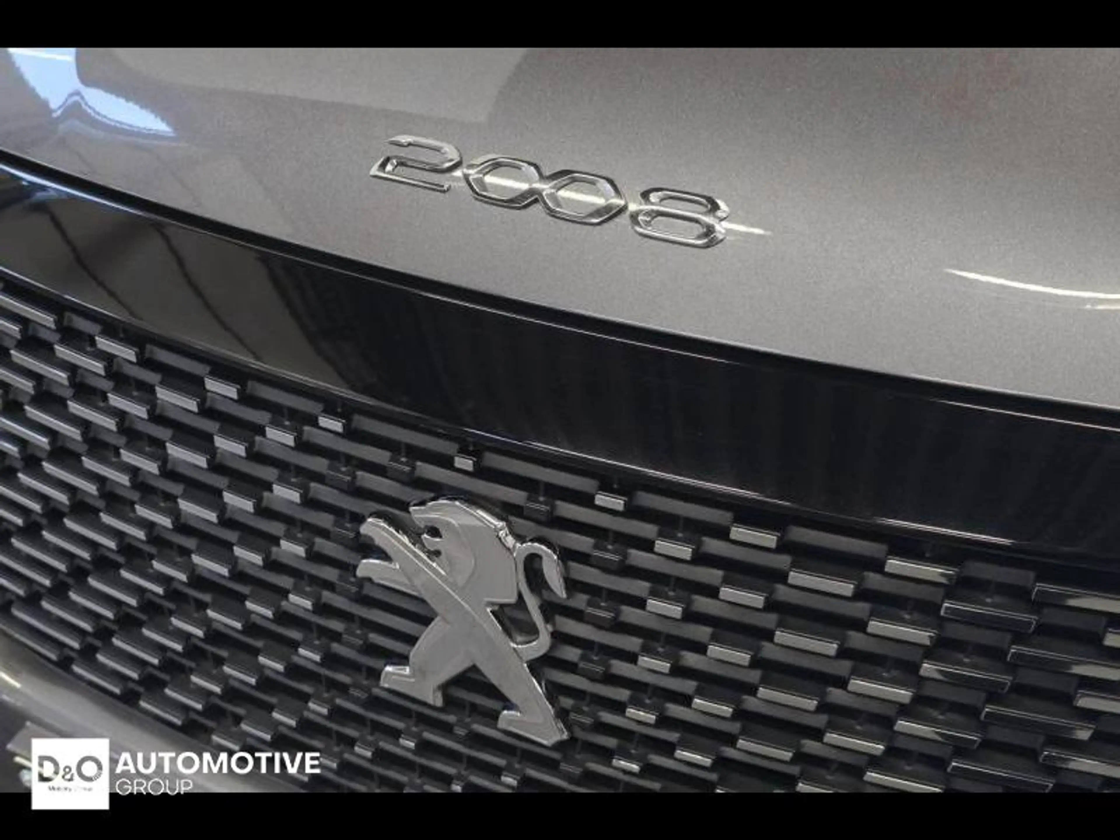 Peugeot 2008 allure camera gps — photo 28