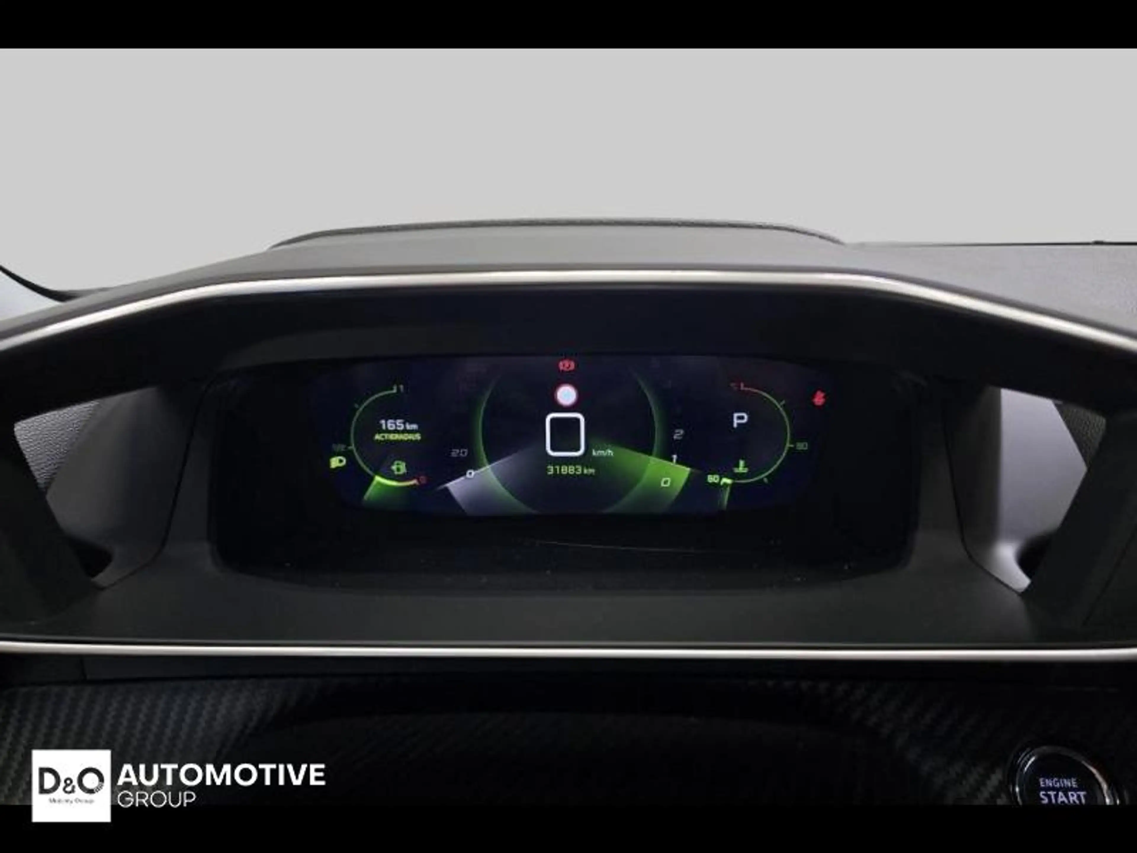 Peugeot 2008 allure camera gps — photo 11
