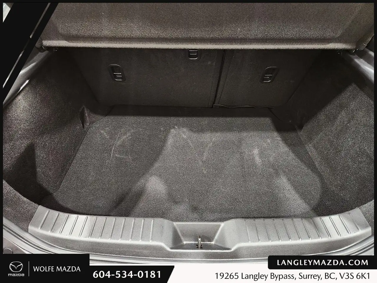 Mazda 3 снимка Mazda 3