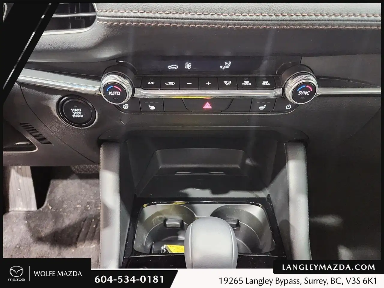 Mazda 3 снимка Mazda 3