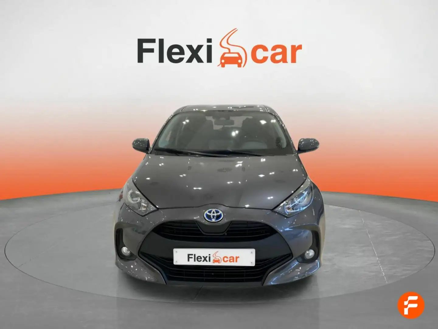 Toyota Yaris 1.5 120H Active Tech Gris - 2