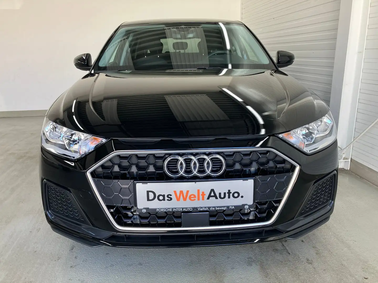 Audi A1 30 TFSI advanced Schwarz - 2