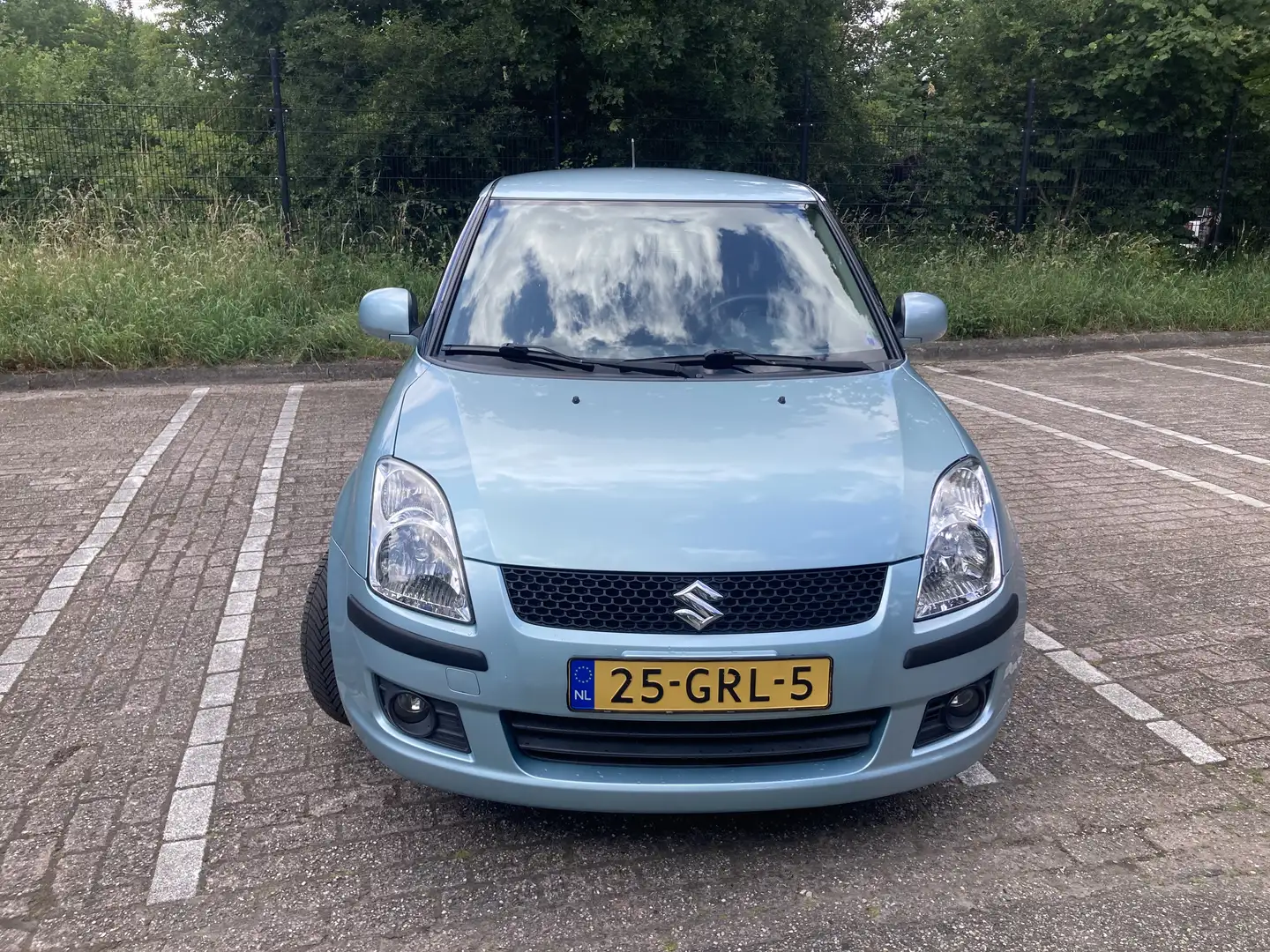 Suzuki Swift 1.3 Shogun Bleu - 2