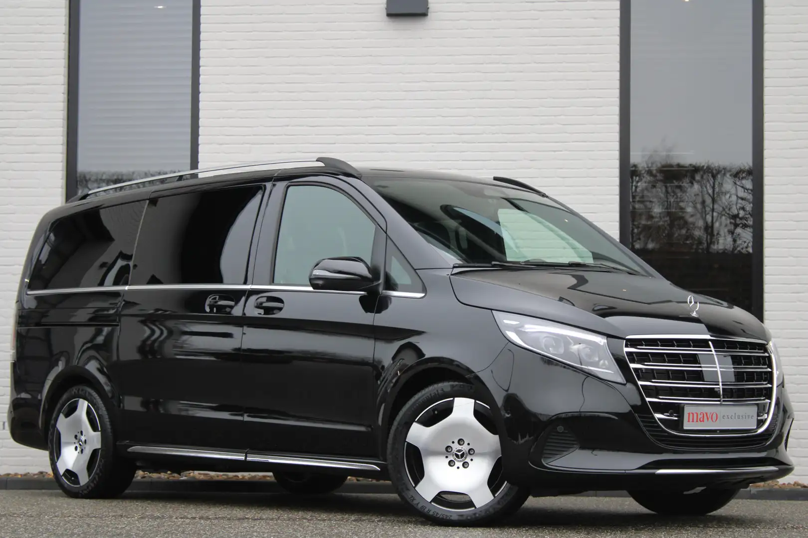 Mercedes-Benz V 300 300d / AMG / Exclusive / 4-Matic / 7-Pers / Luchtv Noir - 1