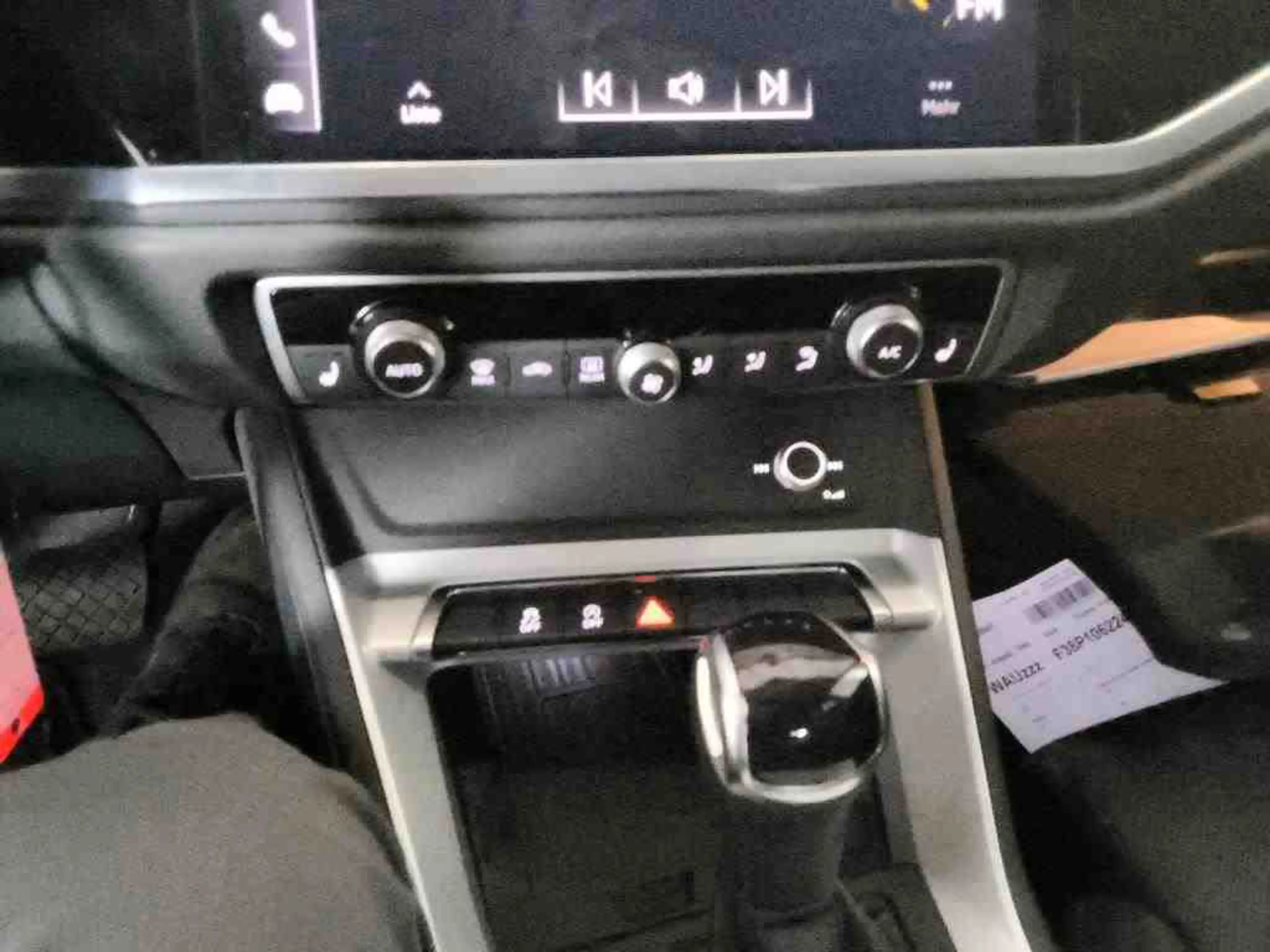 Audi Q3 — photo 8