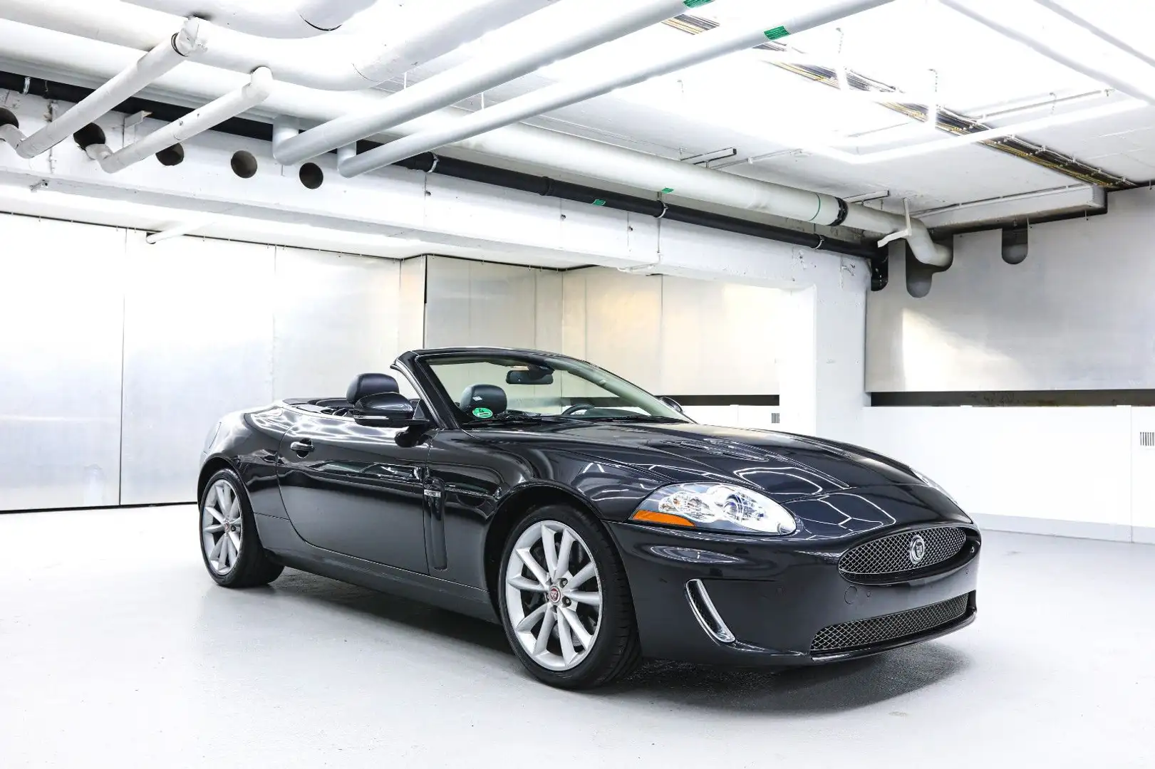 Jaguar XKR 5.0 V8 Kompressor Cabrio 2.Hand Grau - 1
