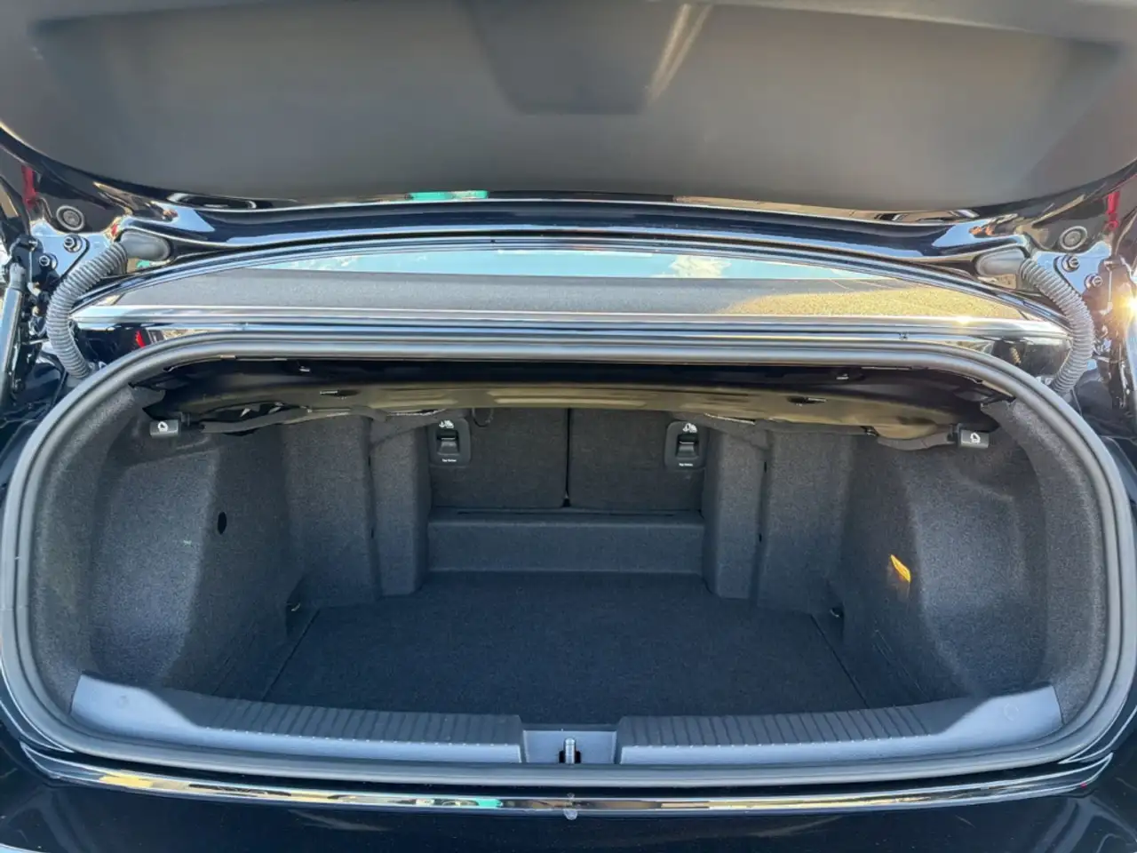 Volkswagen T-Roc Cabriolet Active 1.5 TSI Allwetter LED Kamera, миниатюра 24