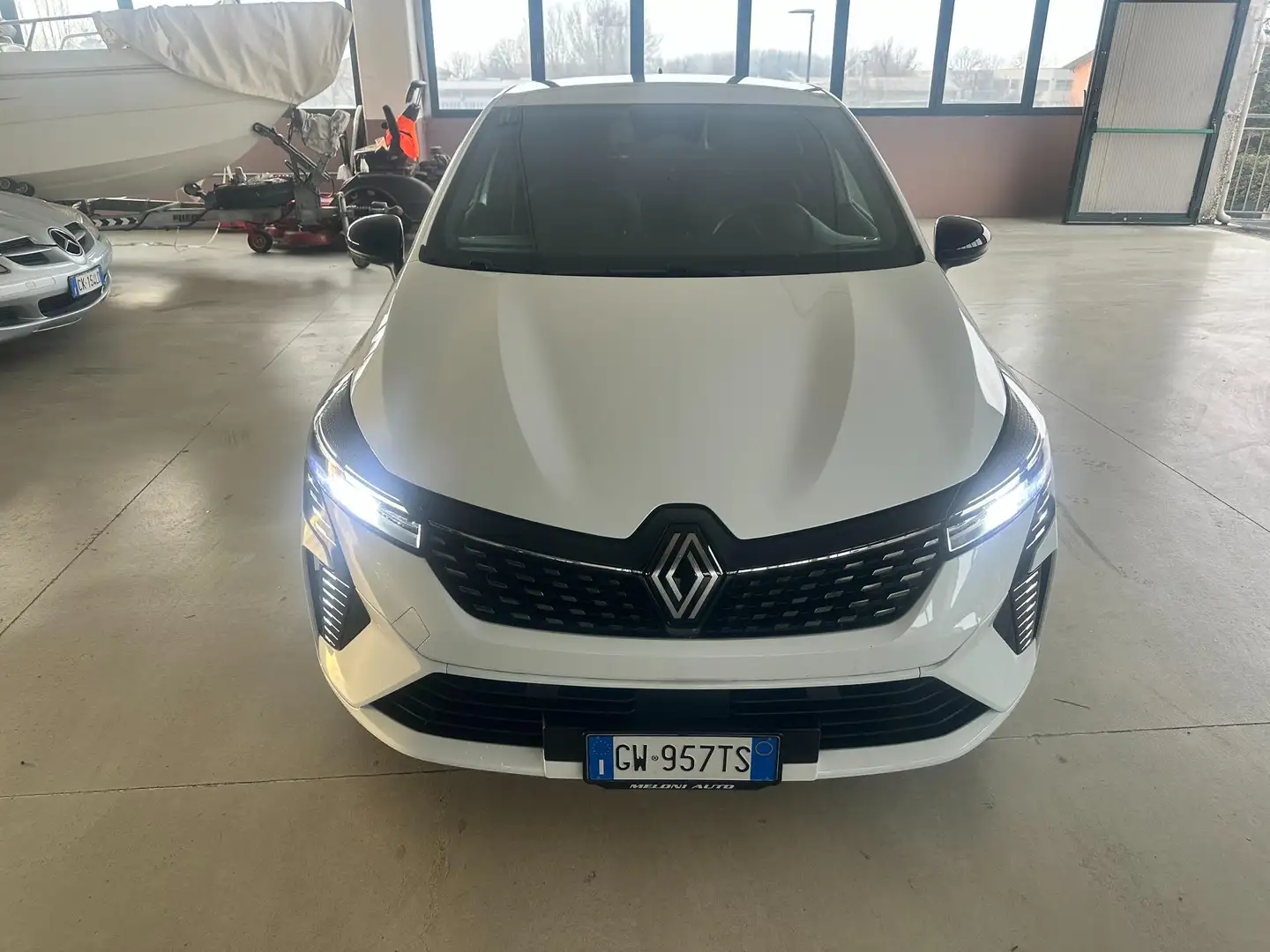 Renault Clio 1.0 tce Techno 90cv Weiß - 2