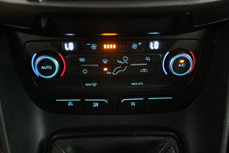 Ford Transit Connect Ecoboost L2 100PK | Benzine | Clima | Camera | Car — photo 16