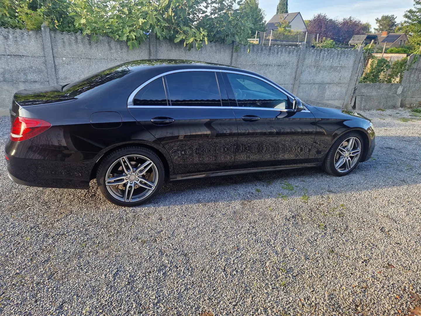 Mercedes-Benz 220 Zwart - 2