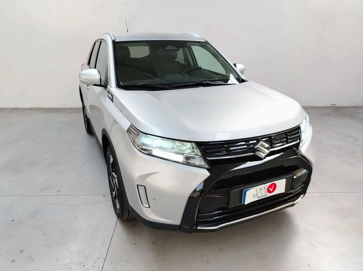 Suzuki Vitara Vitara 1.4 Hybrid 4WD AllGrip Top Argento - 2