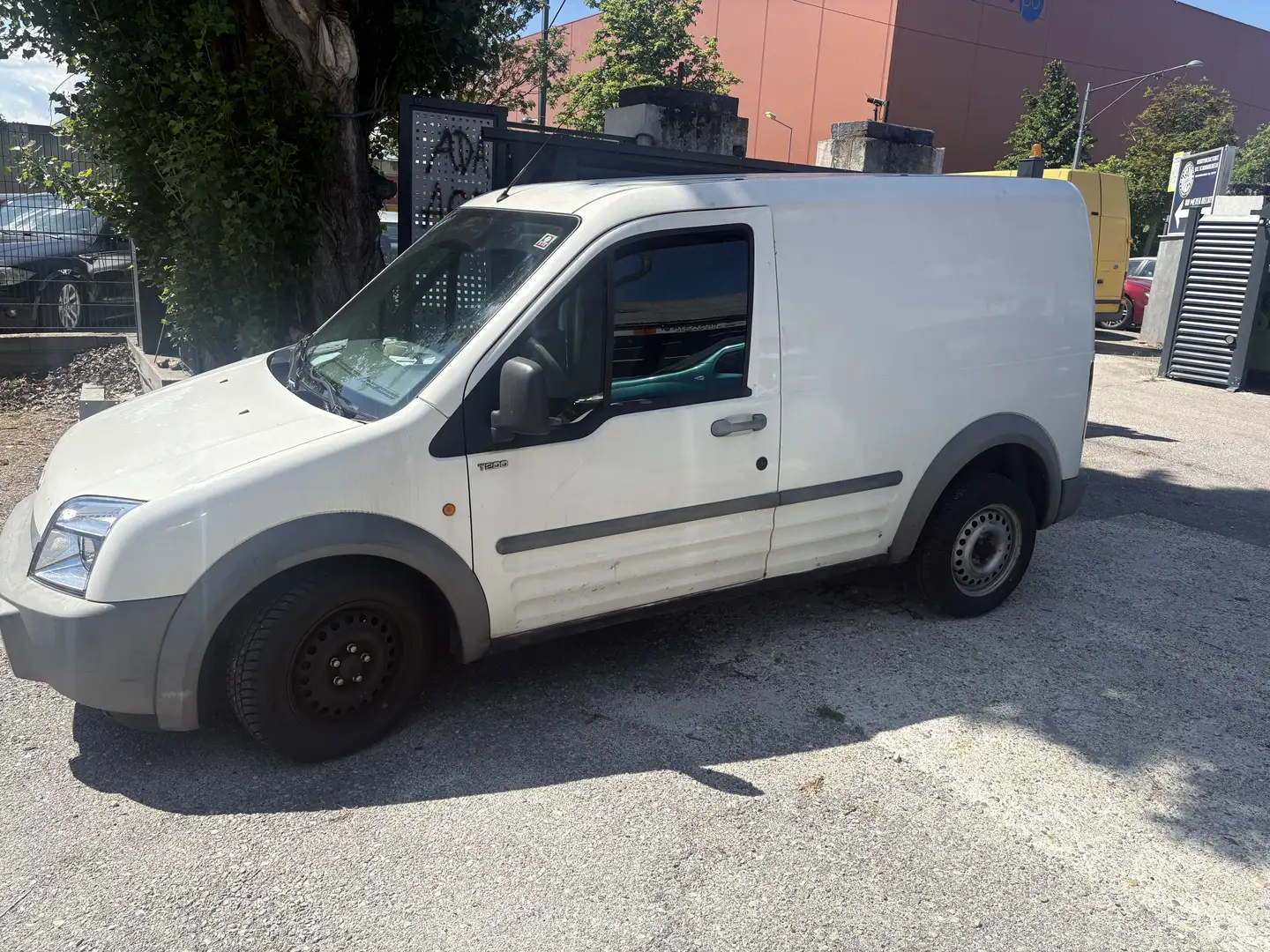 Ford Transit Connect - 1