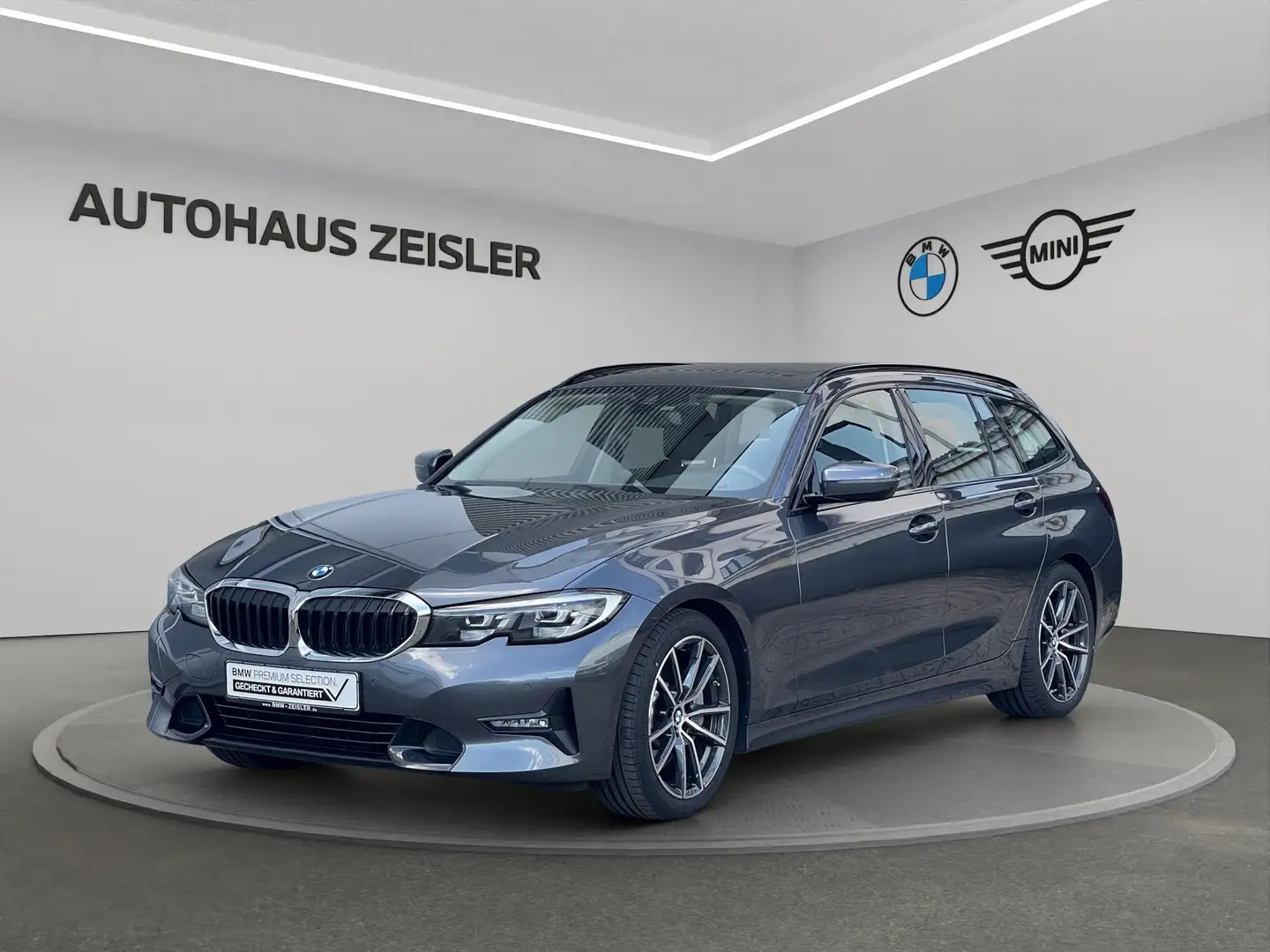 BMW 330 i Touring Sport Line PanoDach Hifi DAB Grau - 1