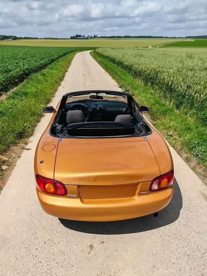 Mazda MX-5 1.6i 16v, foto 4