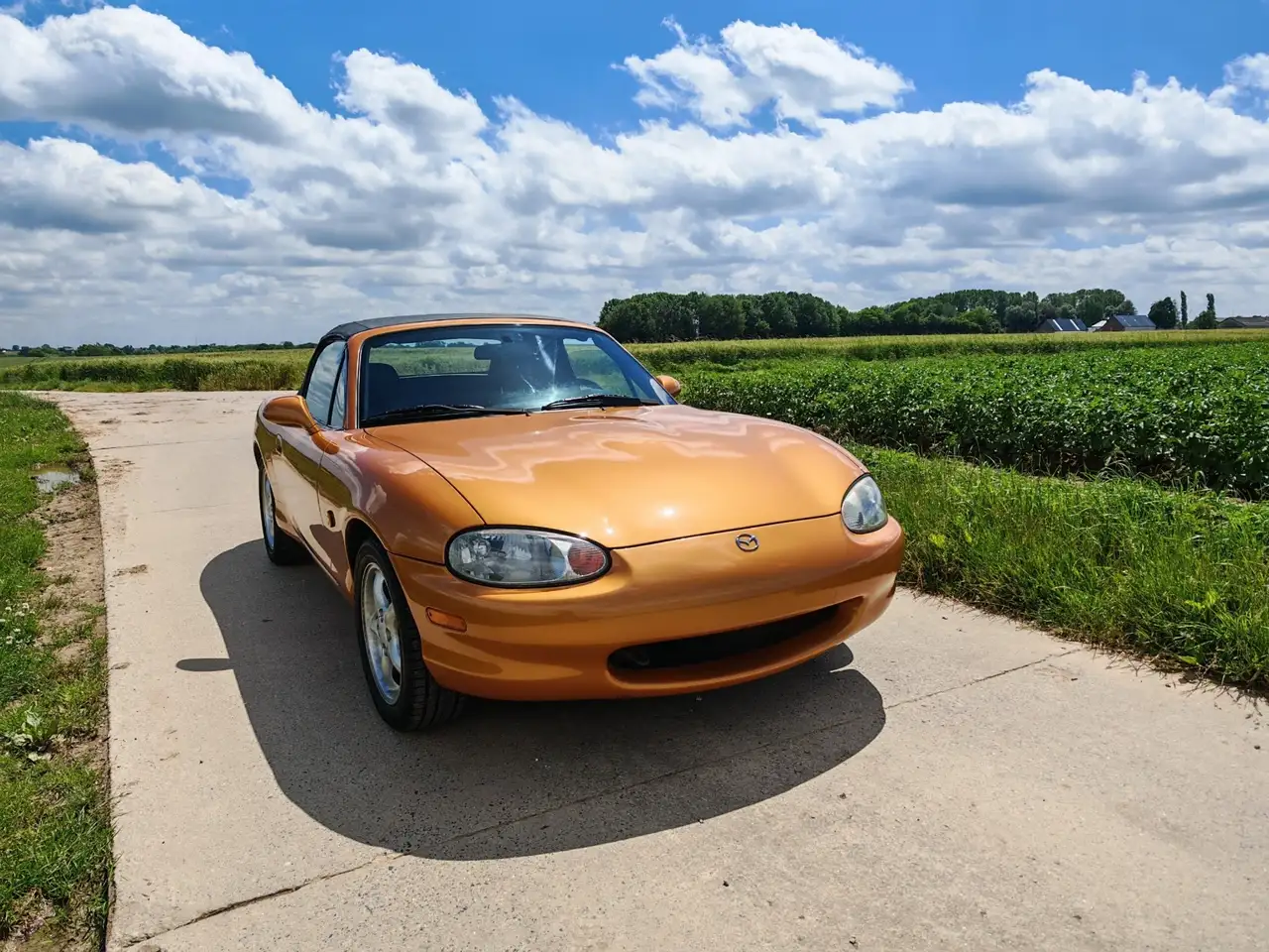 Mazda MX-5 1.6i 16v, foto 1