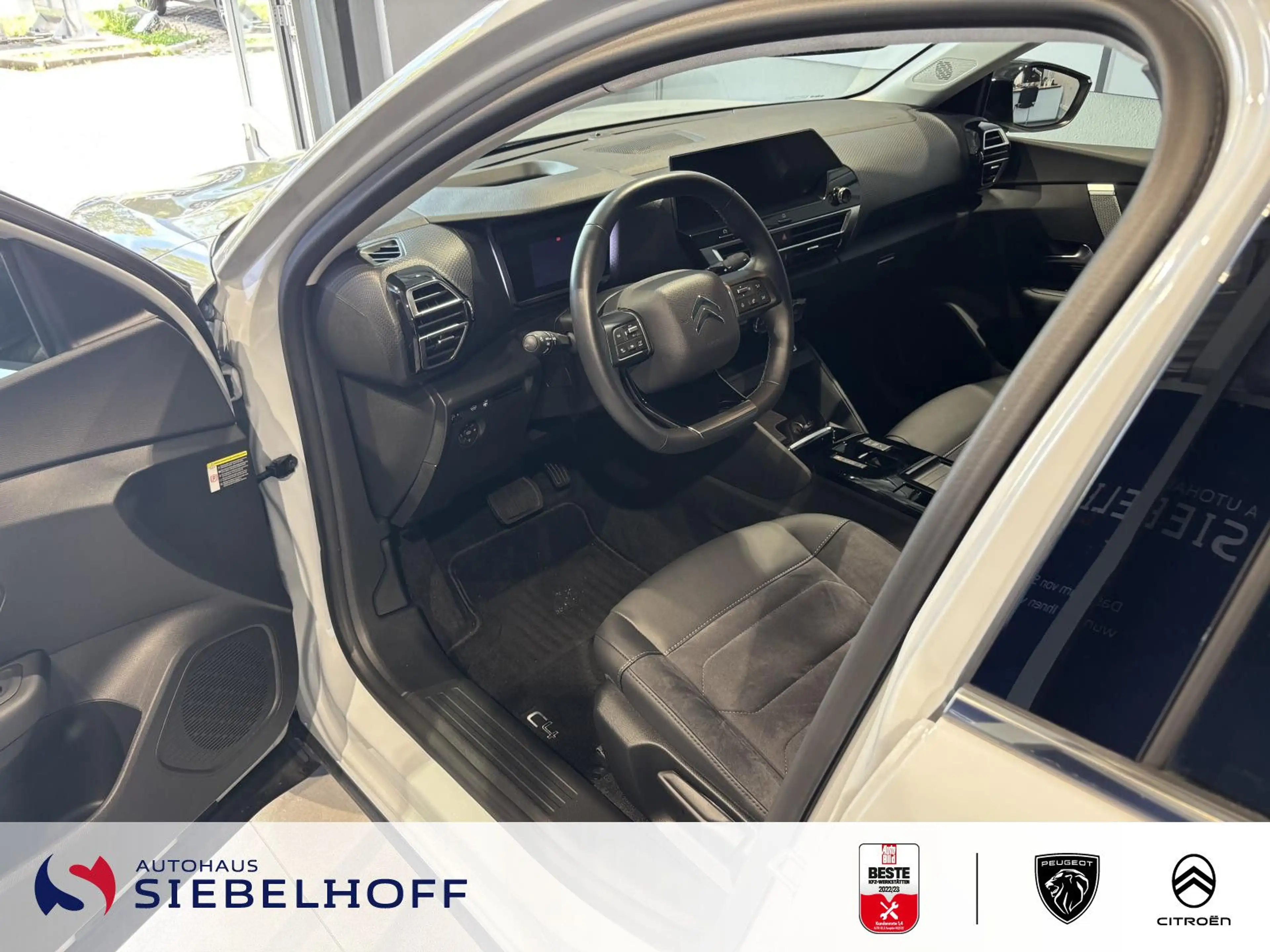 Citroen C4 Max PureTech 130 EAT8 — photo 11