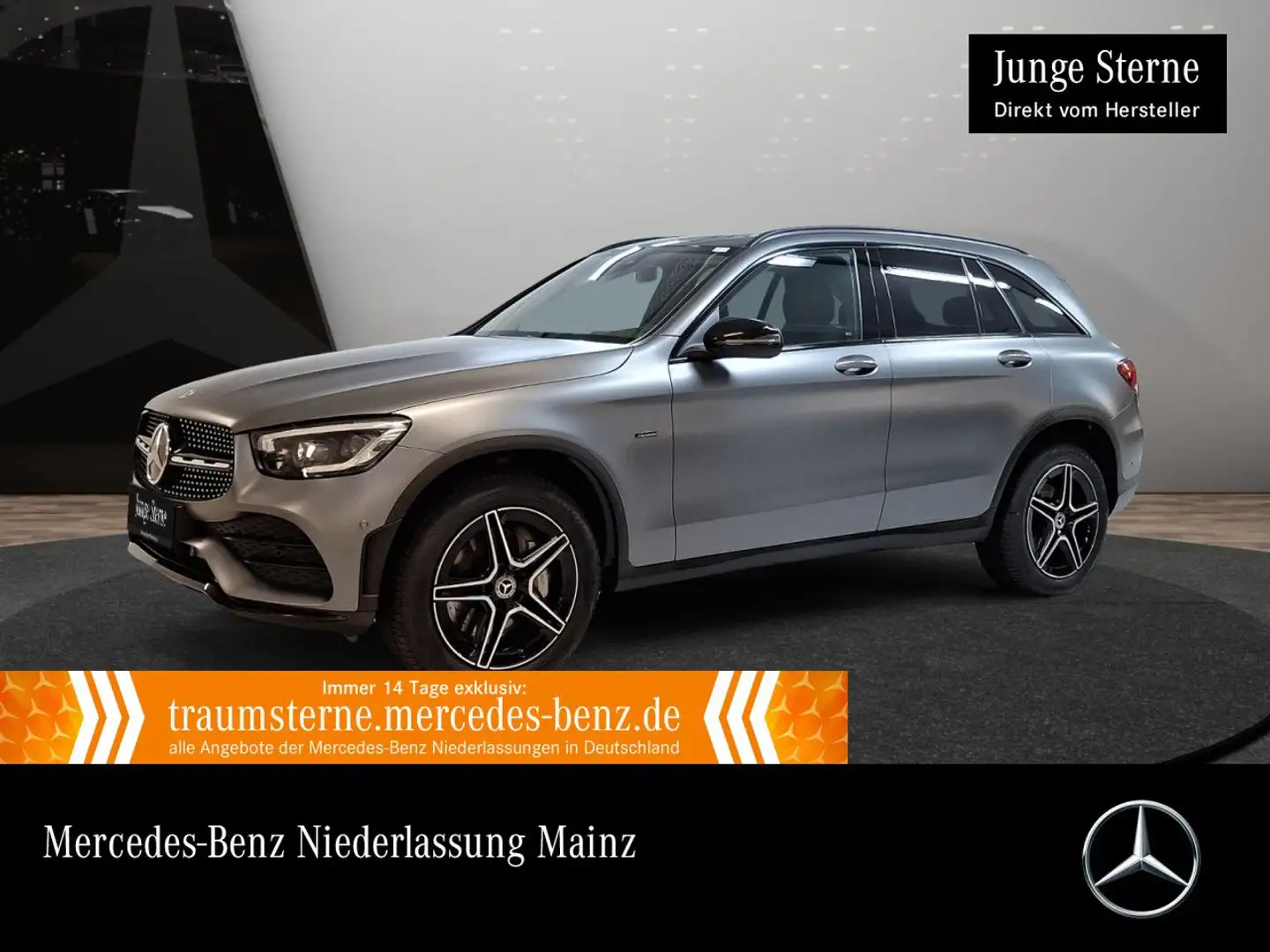 Mercedes-Benz GLC 300 e 4M AMG+NIGHT+PANO+MULTIBEAM+BURMESTER+9G Grau - 1