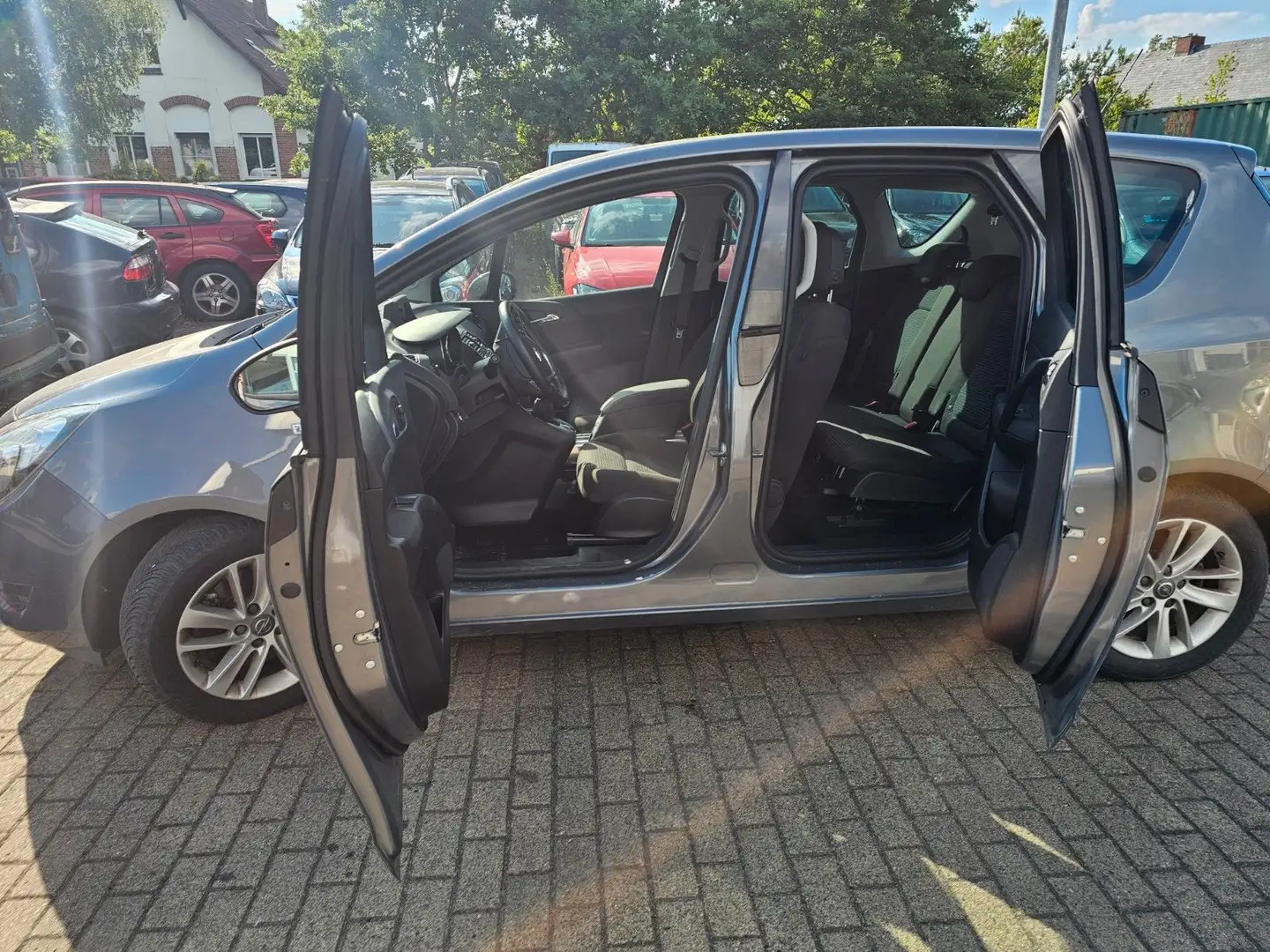 Opel Meriva B Drive+SHZ+LHZ+Navi+Klima+Tempomat Gris - 2