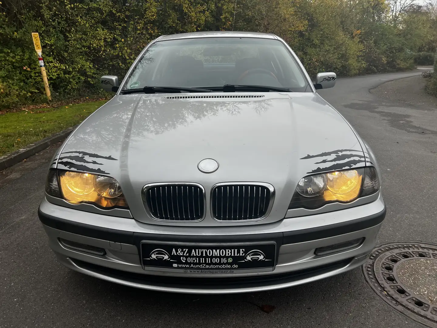 BMW 320 i**Automatik**Klima**Tüv Neu**Sitzheizung Silber - 2