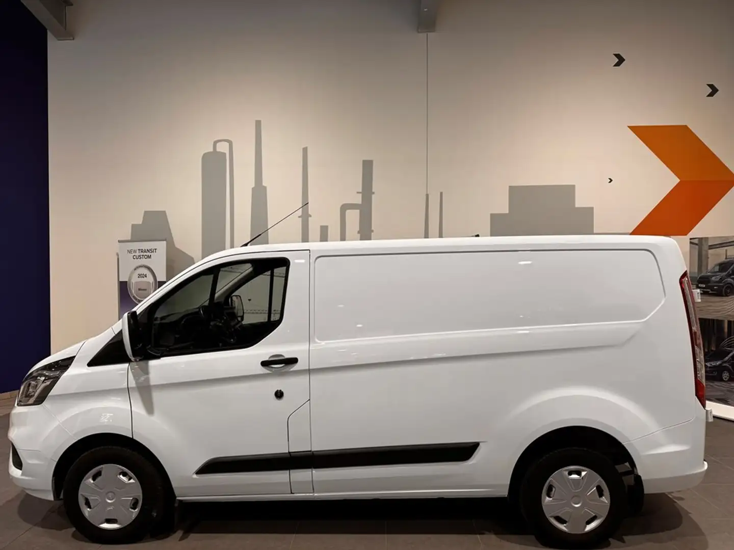 Ford Transit Custom 2.0 TDCI 130pk L1H1 - € 21.900,00 Excl. BTW! Blanc - 2