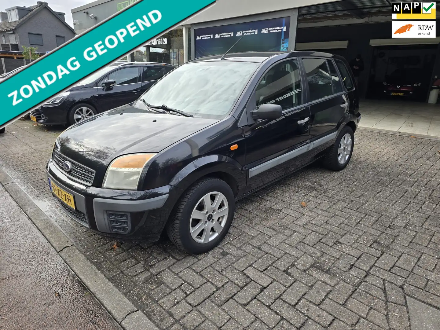 Ford Fusion 1.4-16V Champion | INRUILKOOPJE | NW APK | AIRCO | Nero - 1