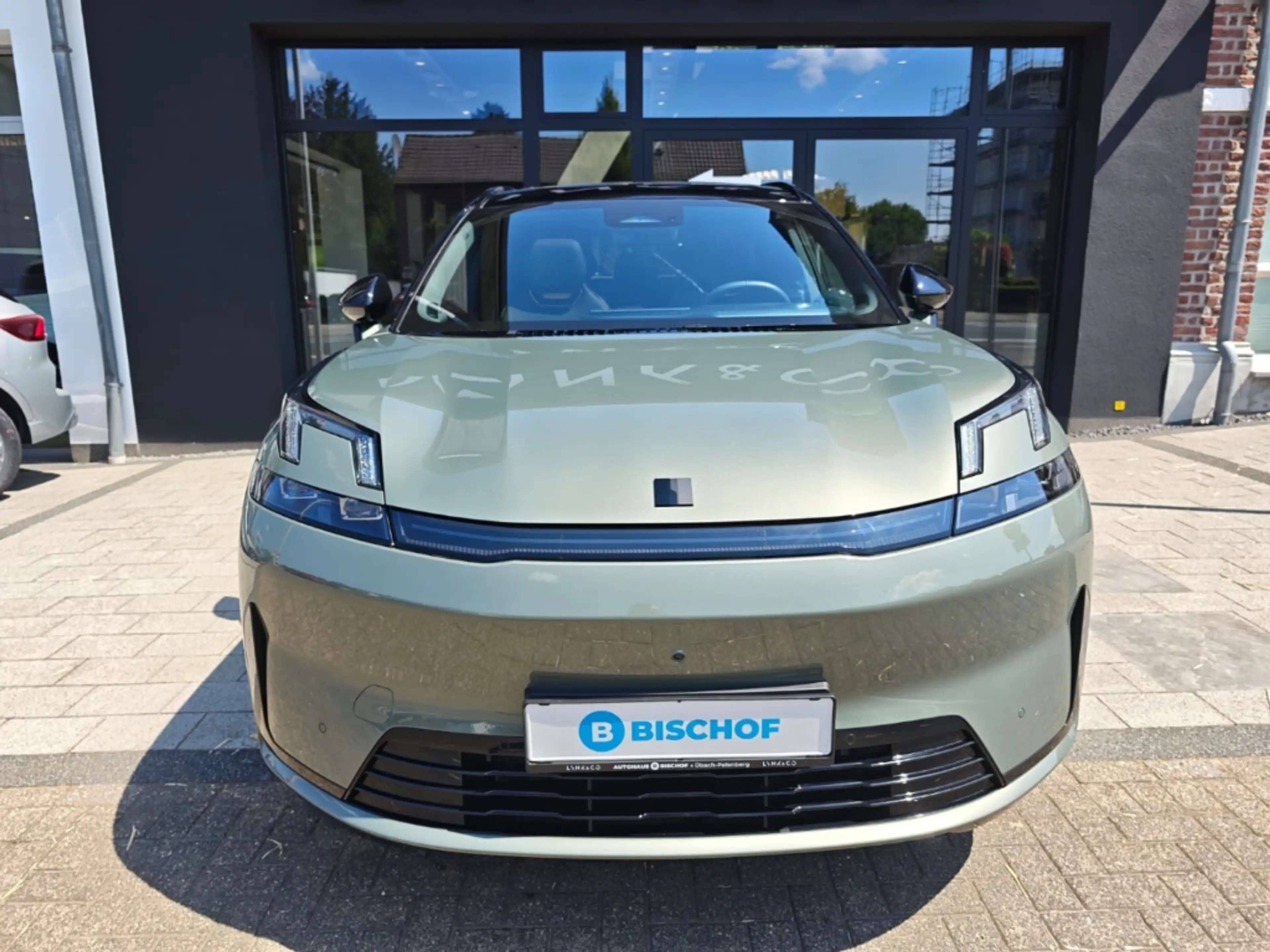 Lynk & Co 08 More 1.5 T PHEV 257 KW El. Panodach Navi Leder Dig — photo 3