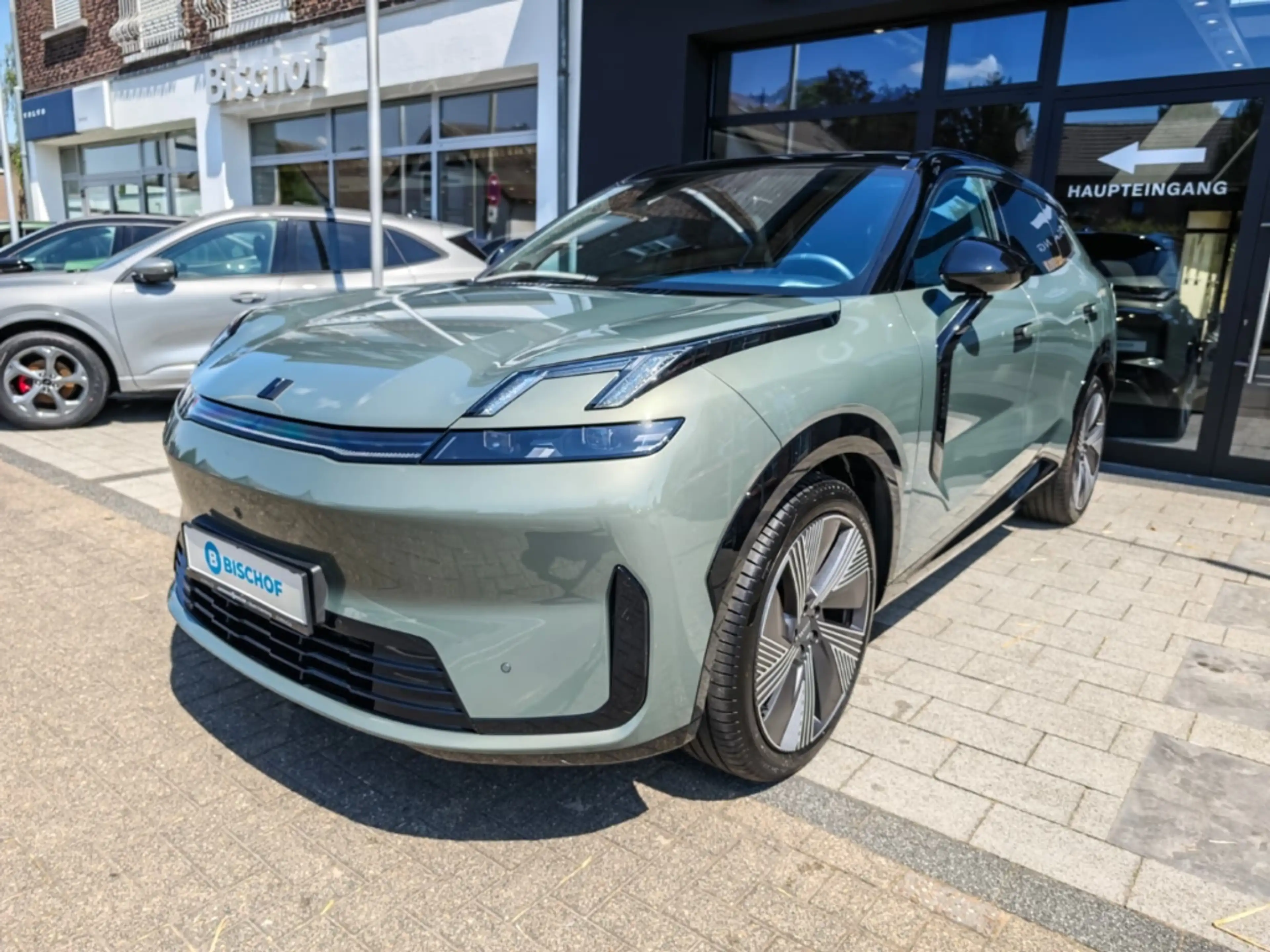 Lynk & Co 08 More 1.5 T PHEV 257 KW El. Panodach Navi Leder Dig — photo 2
