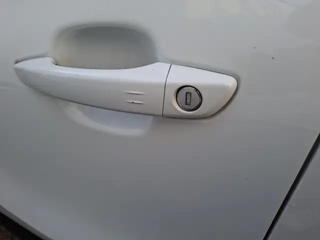 Opel Crossland view 2