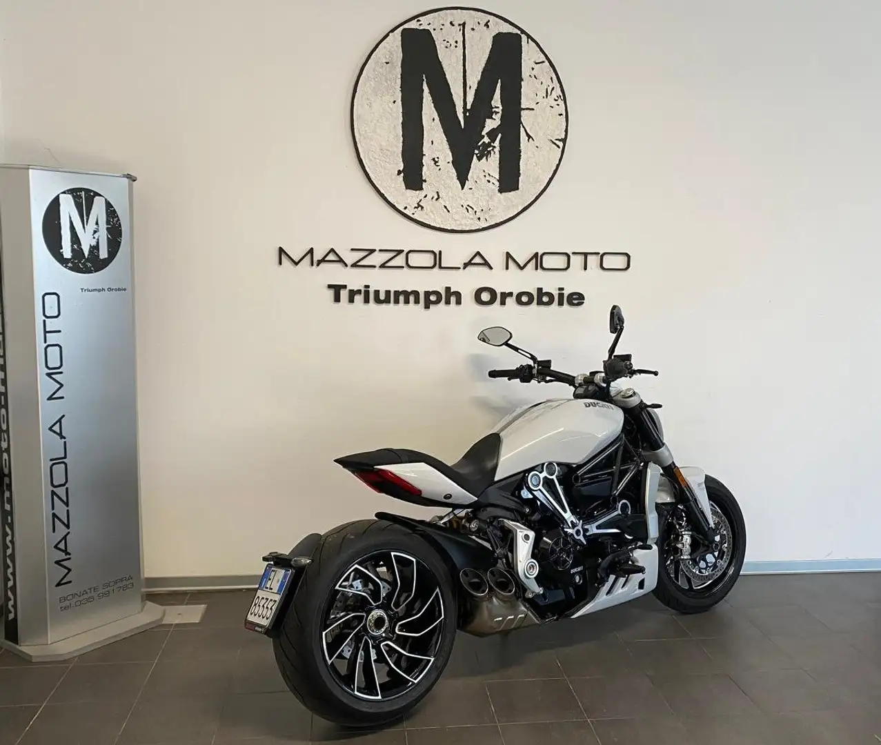 Ducati XDiavel 1262 S Blanc - 2