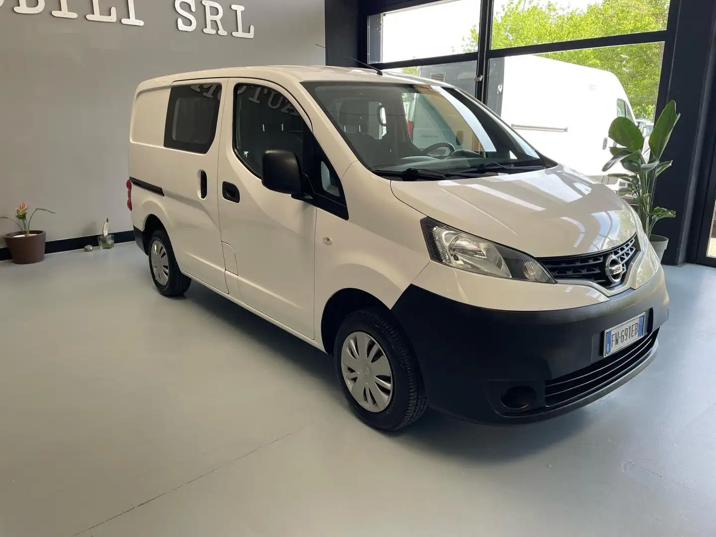 Nissan NV200 1.5 dci COMBI 5 POSTI!!! bijela - 1