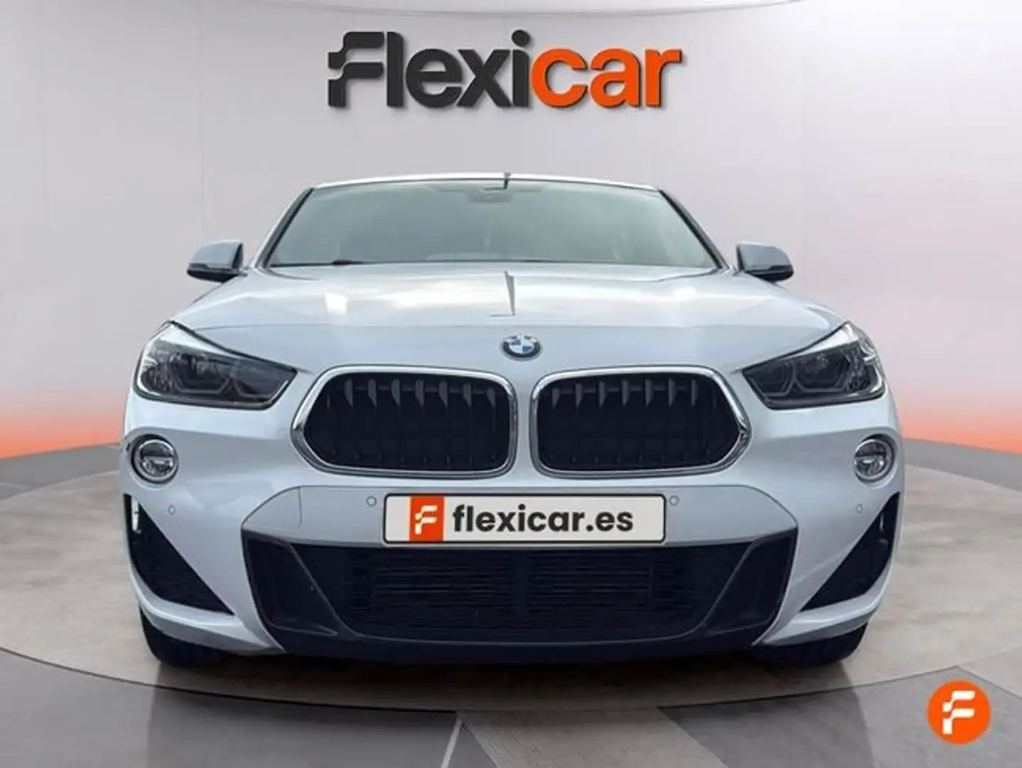 BMW X2 sDrive 18dA Blanc - 2