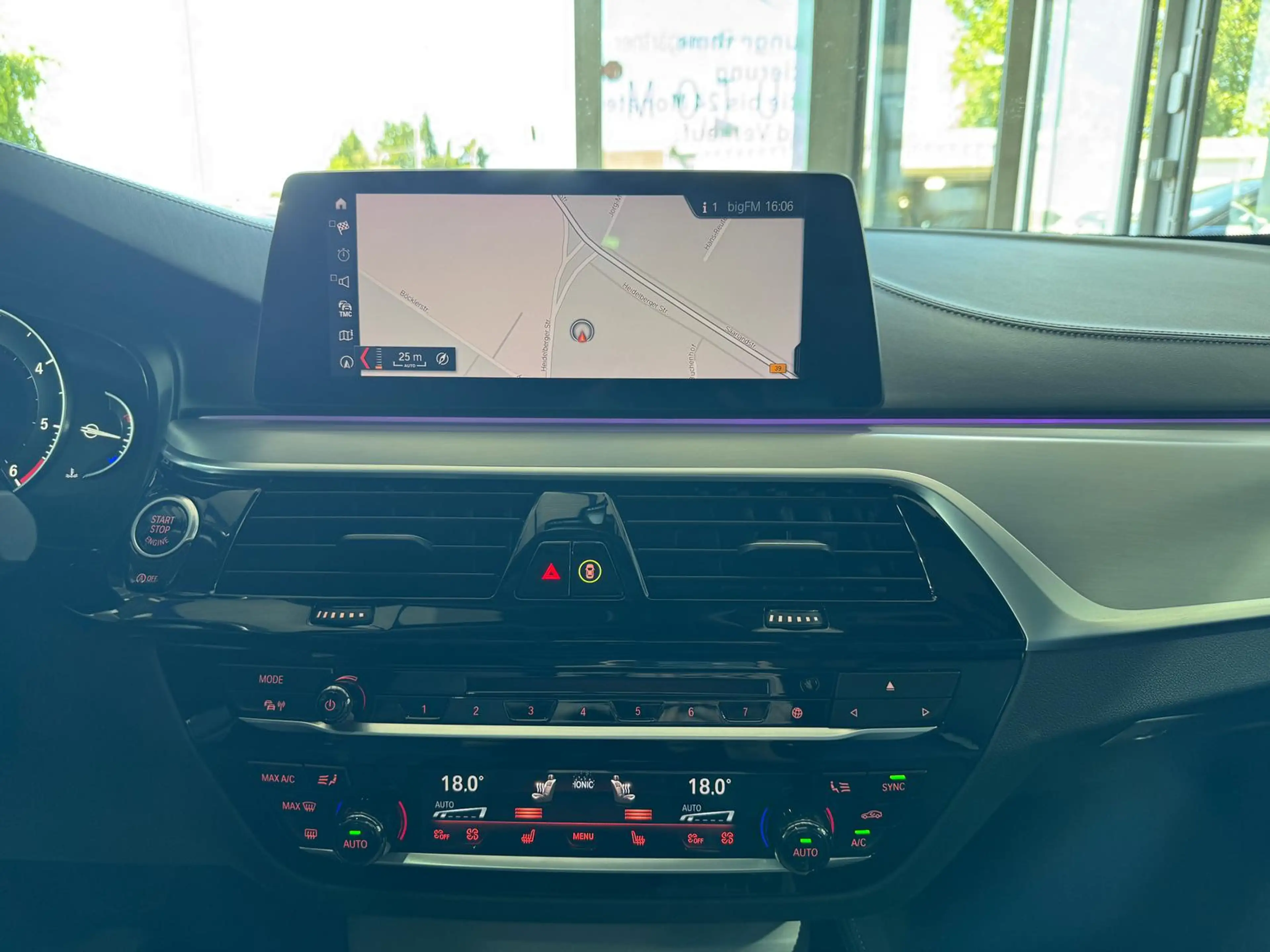 BMW 525 d Luxury Line LED HUD PANO H&K ACC 360° STHZ — photo 20