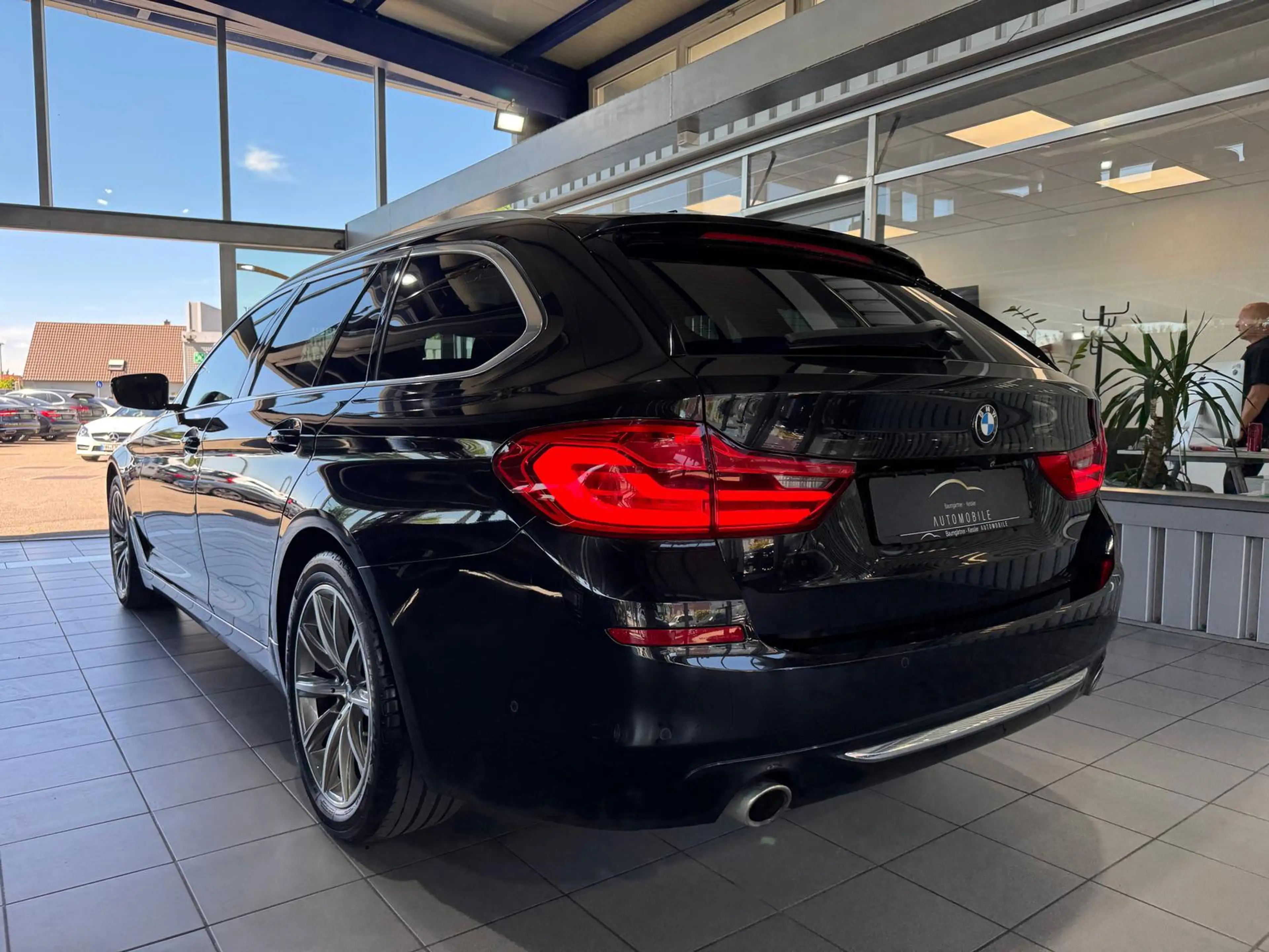 BMW 525 d Luxury Line LED HUD PANO H&K ACC 360° STHZ — photo 7