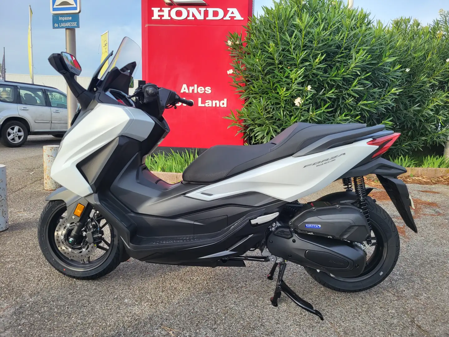 Honda Forza 125 Blanc - 1