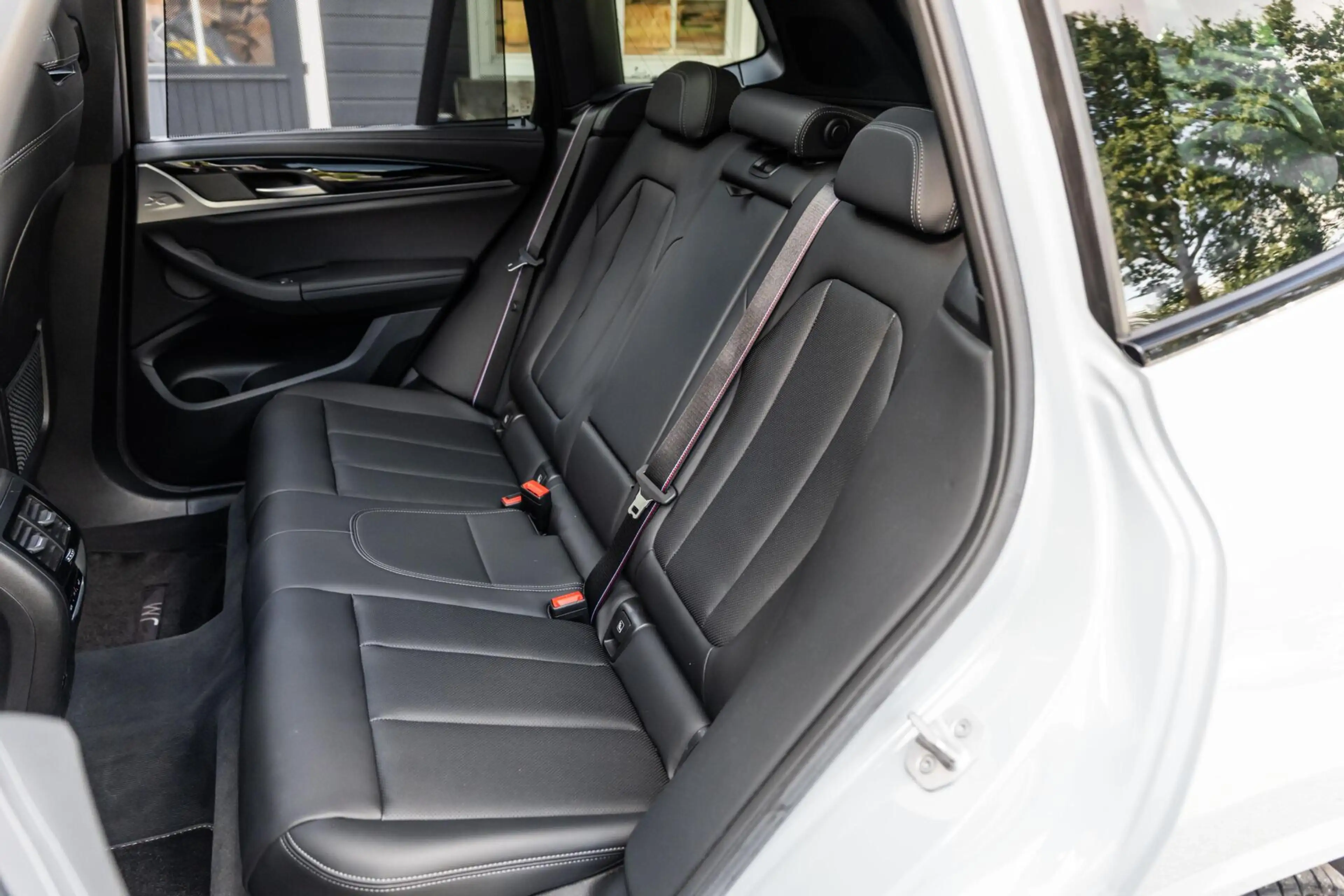 BMW X3 xDrive30e High Ex M Sport H&K HUD Laser Trekhaak 3 — photo 24