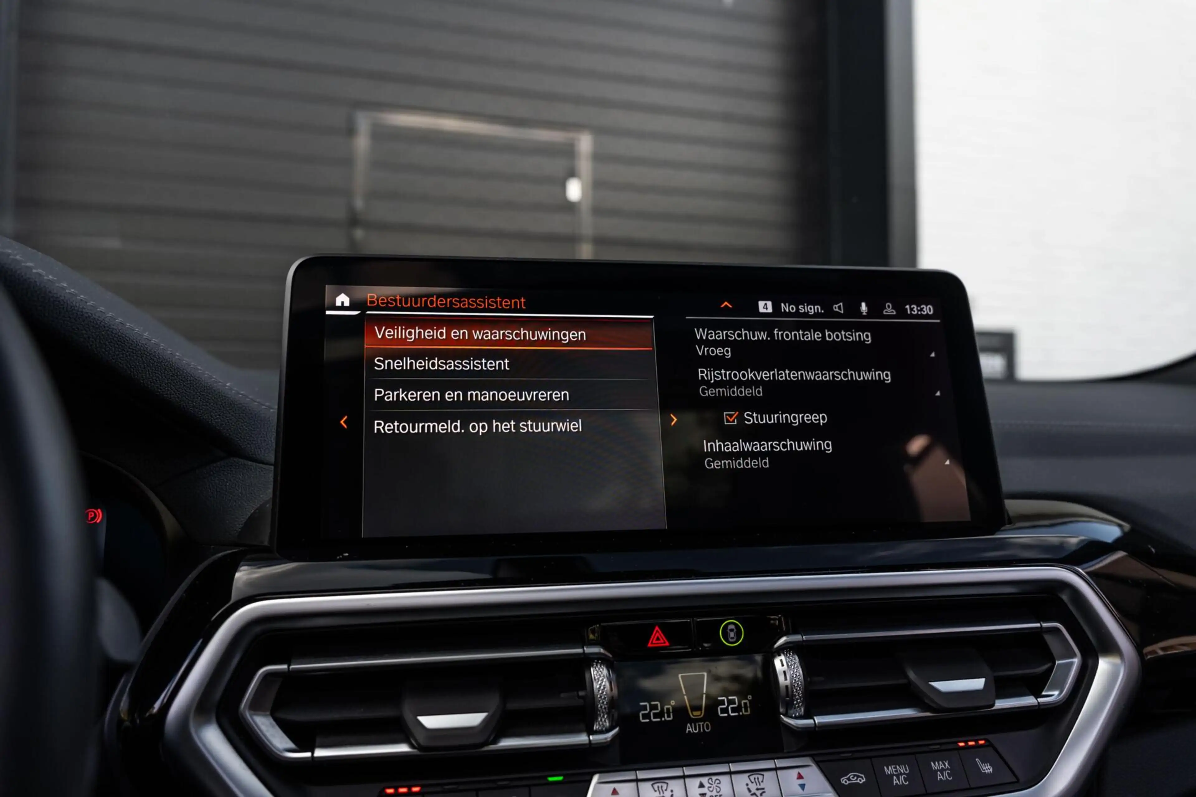 BMW X3 xDrive30e High Ex M Sport H&K HUD Laser Trekhaak 3 — photo 32