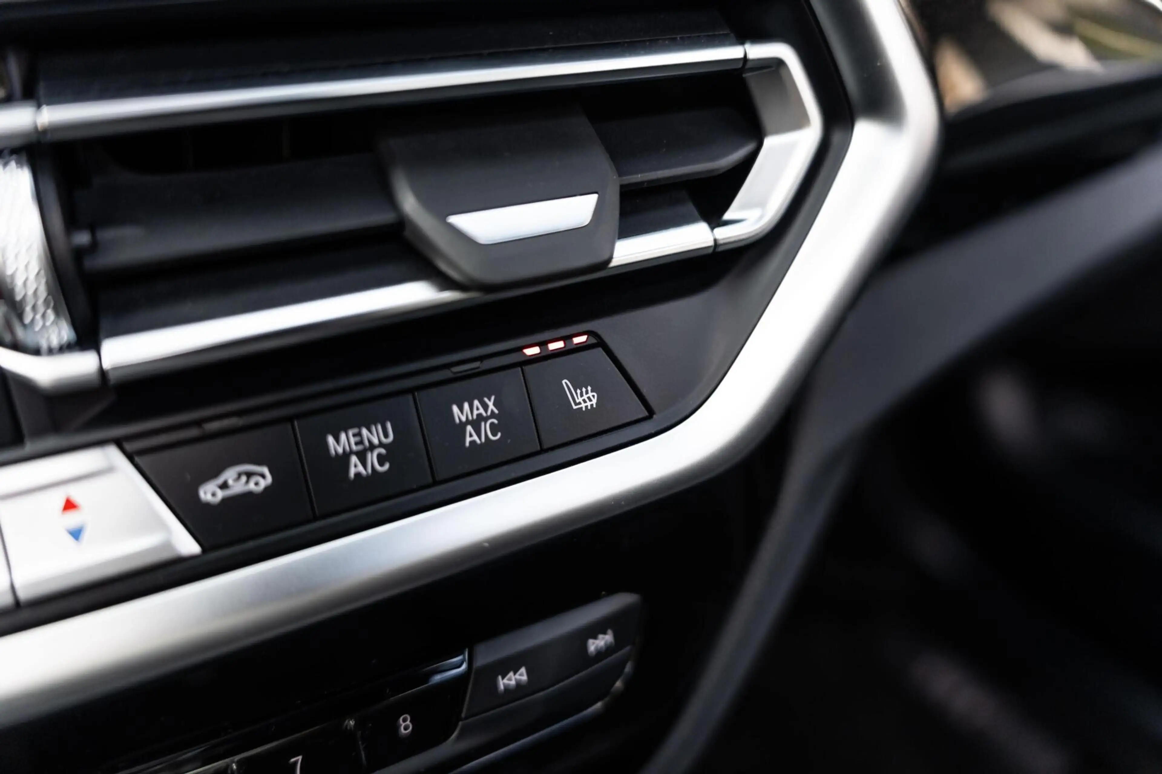 BMW X3 xDrive30e High Ex M Sport H&K HUD Laser Trekhaak 3 — photo 47