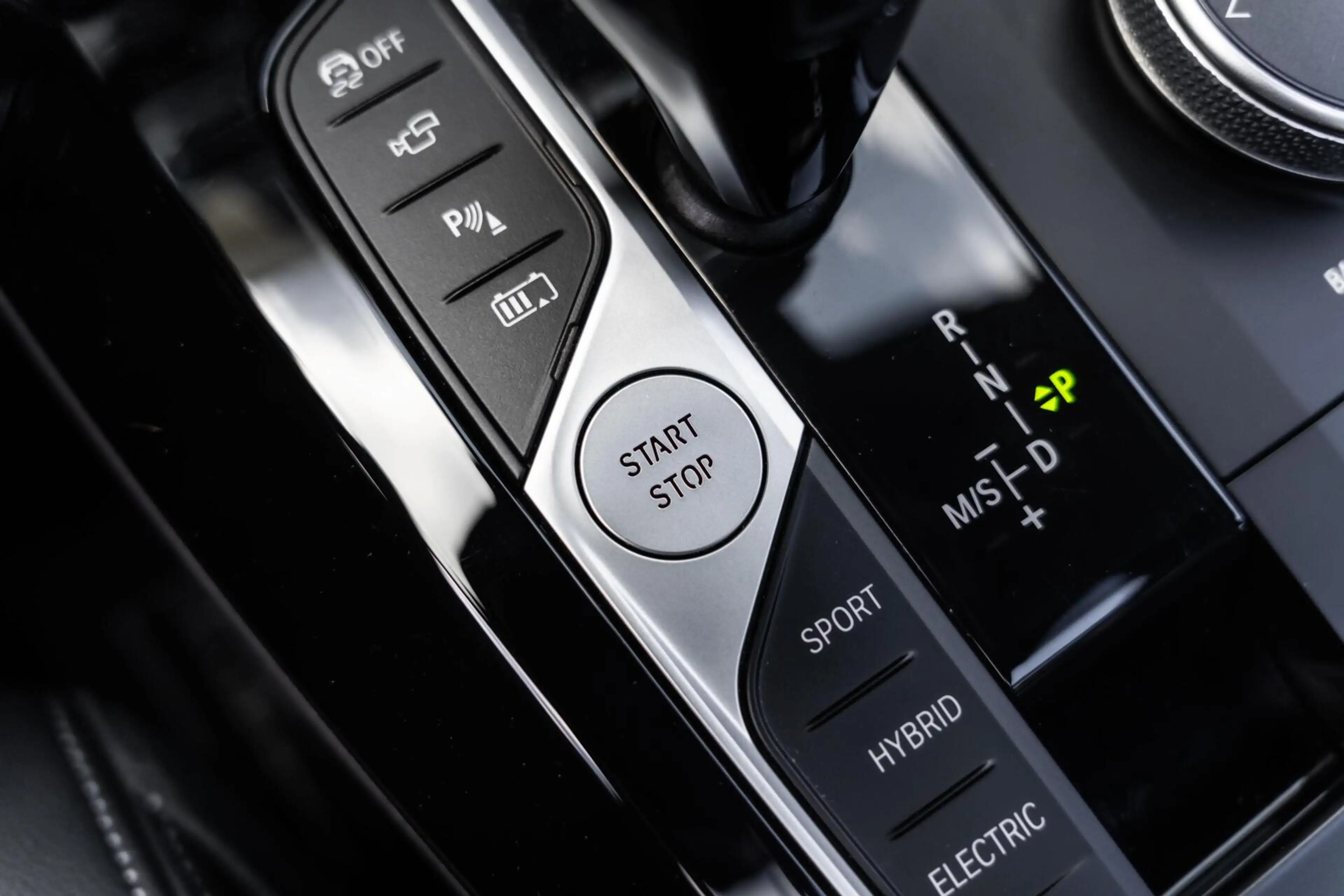BMW X3 xDrive30e High Ex M Sport H&K HUD Laser Trekhaak 3 — photo 41