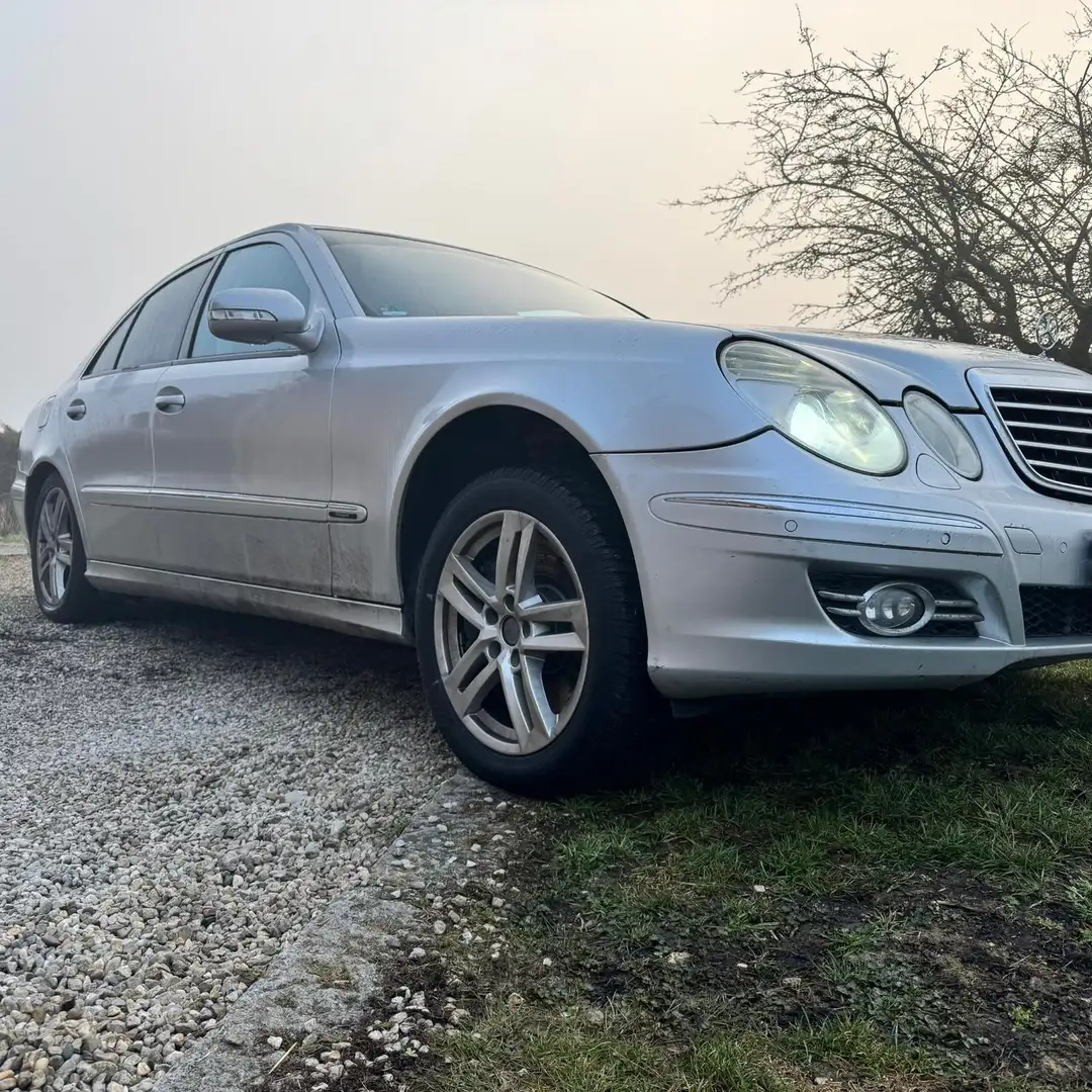 Mercedes-Benz E 420 CDI 7G-TRONIC Avantgarde DPF - 2