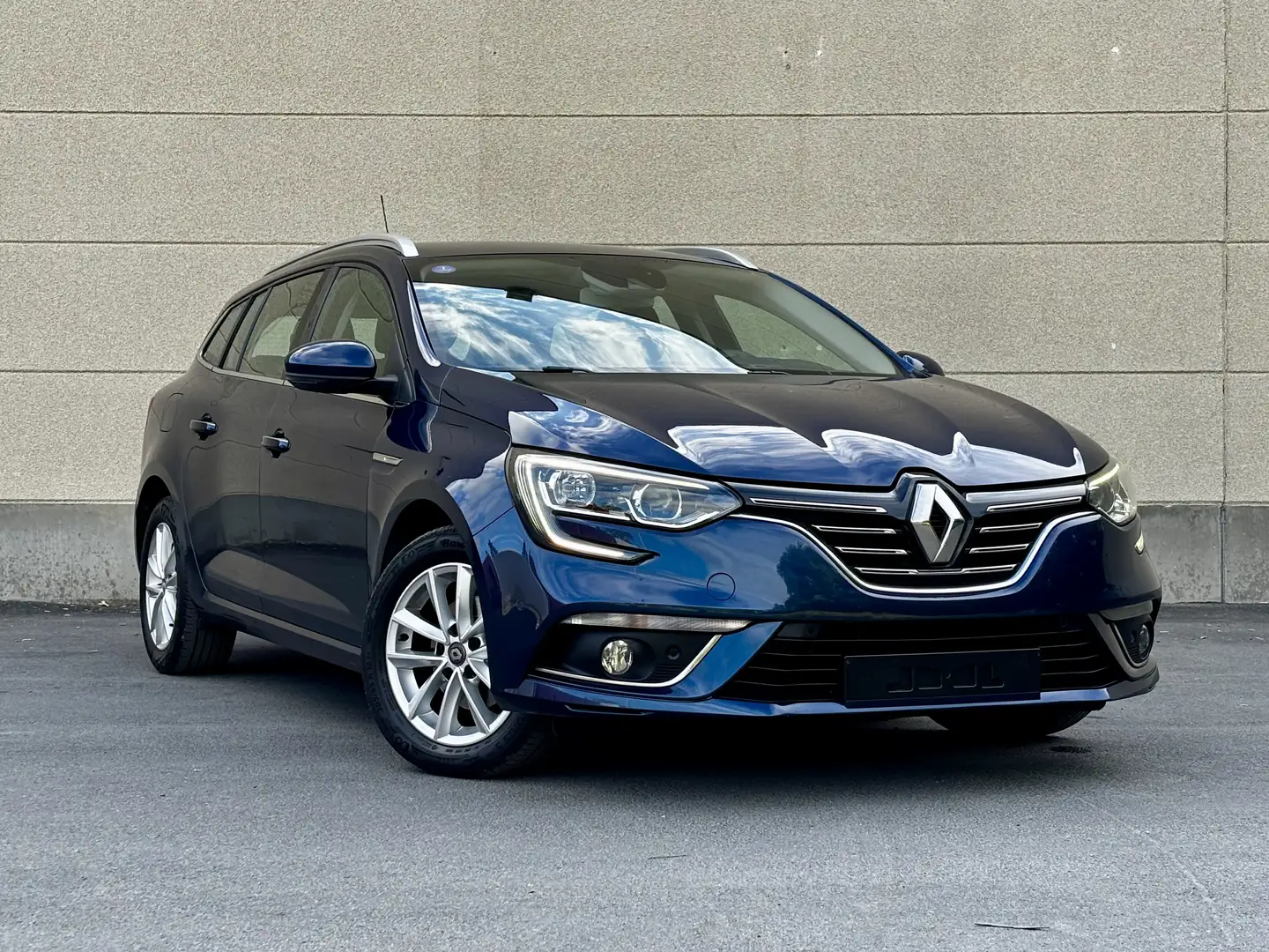 Renault Megane Mégane SW 1.33 TCe Intens GPF Bleu - 1