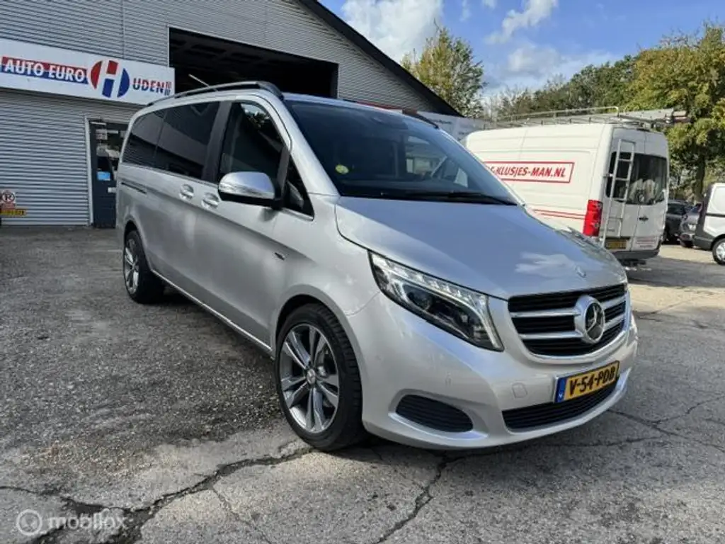 Mercedes-Benz V 250 2015 из Европы — купить под ключ