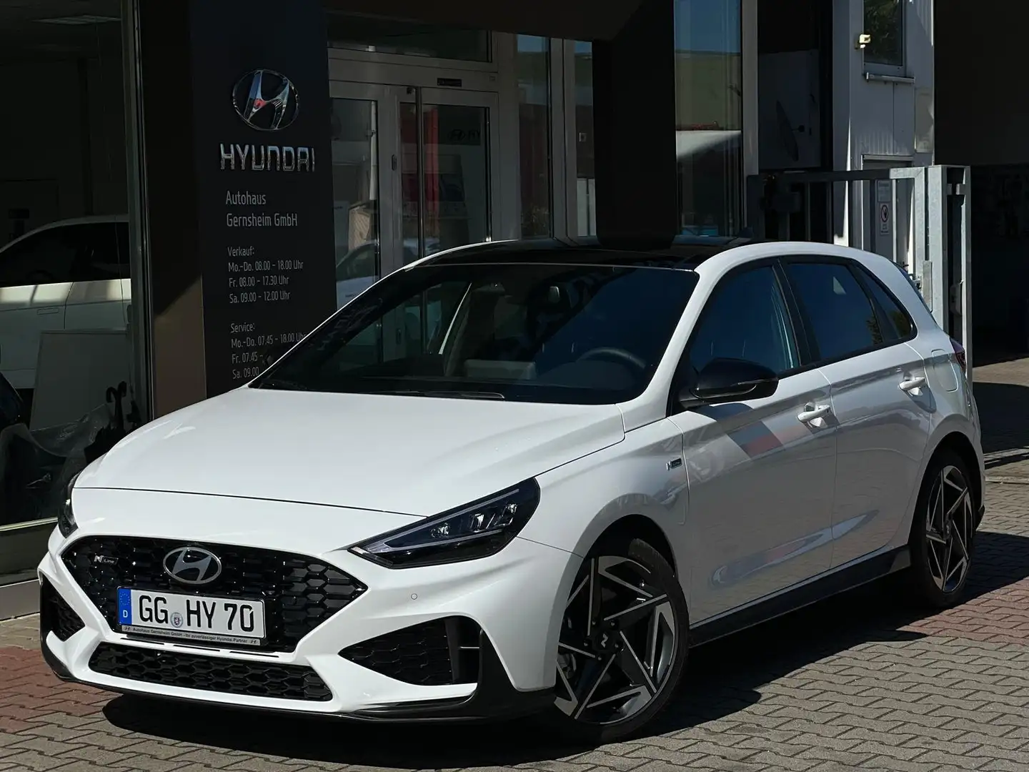 Hyundai i30 N Line Mild-Hybrid ***Pano, Kamera, Apple Car*** Weiß - 1