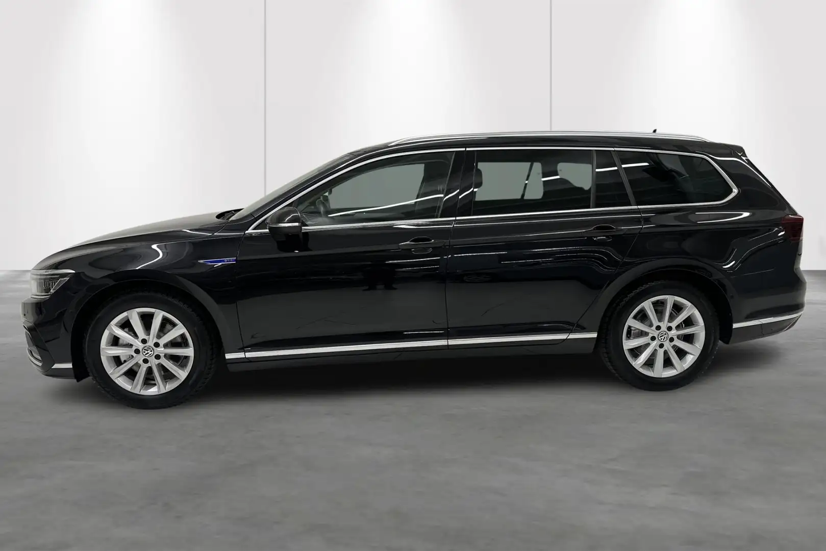 Volkswagen Passat Variant 1.4 TSI PHEV GTE Business Zwart - 2