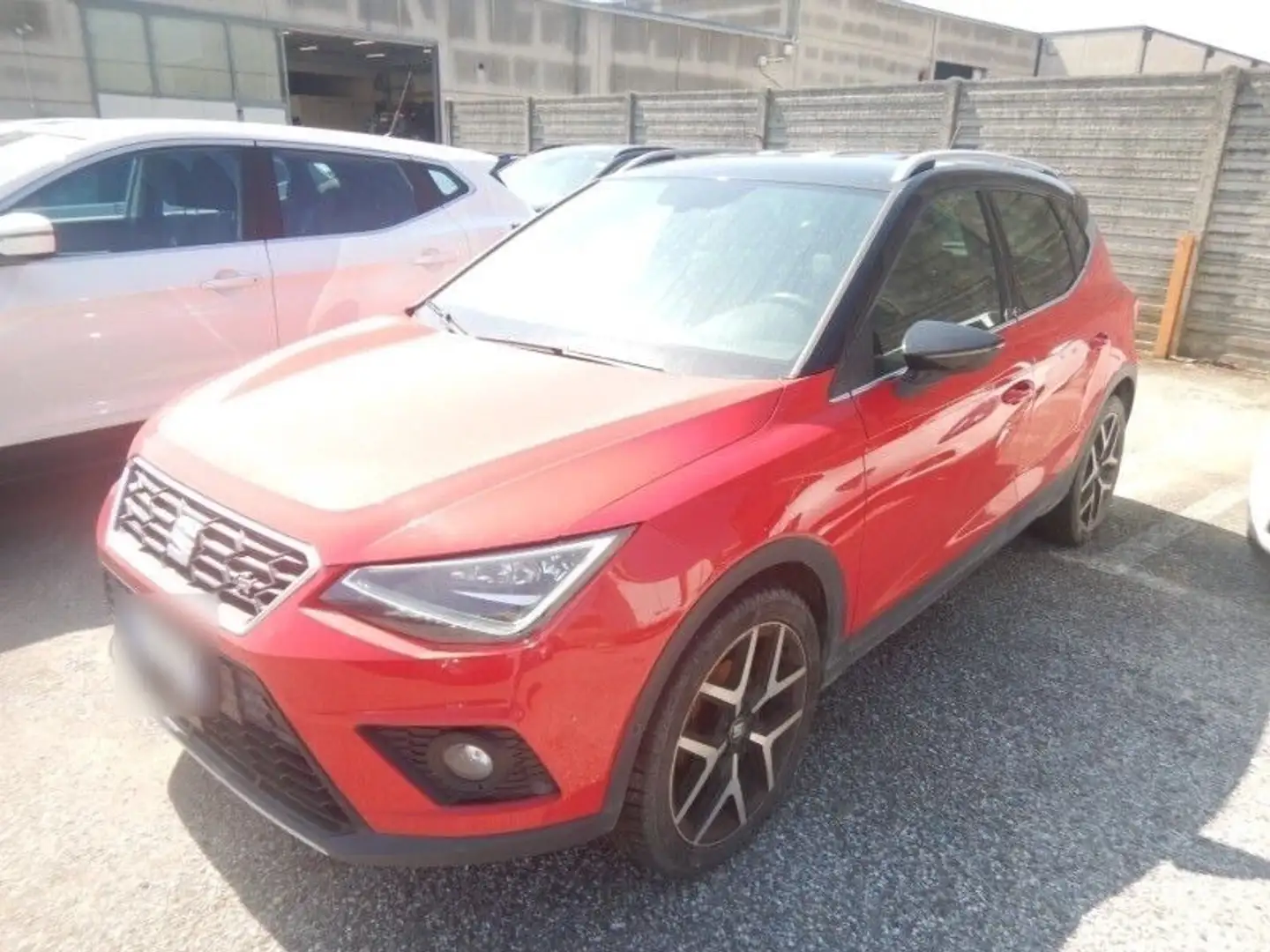 SEAT Arona 1.0 TGI FR Rosso - 2