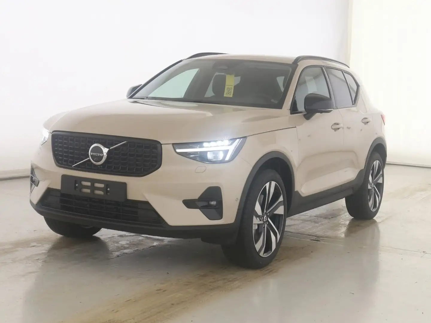 Volvo XC40 XC40 Ultra Dark 2WD Beige - 1