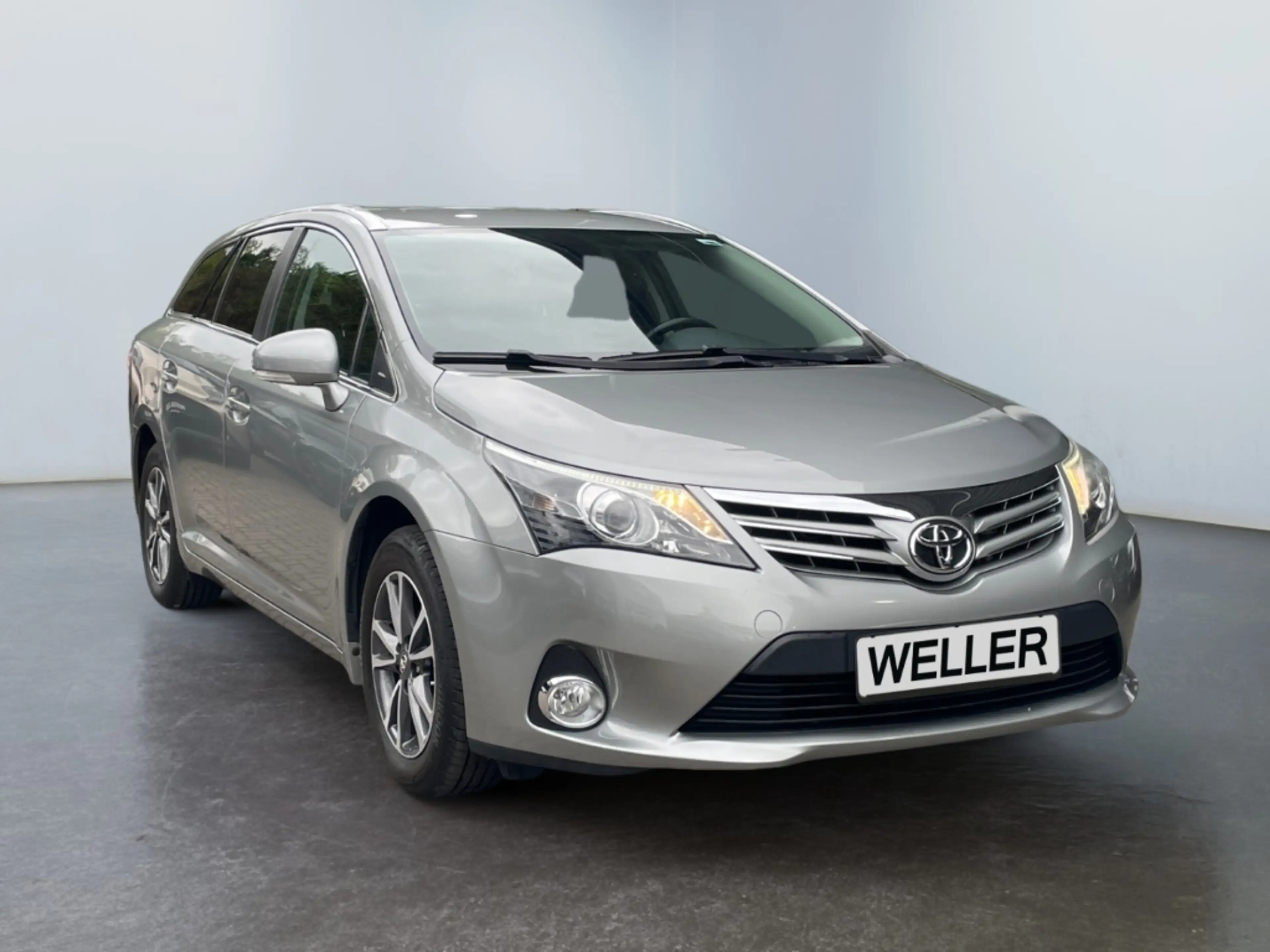 Toyota Avensis Kombi 1.8 Edition *Kamera*SHZ*Bluetooth* — photo 3