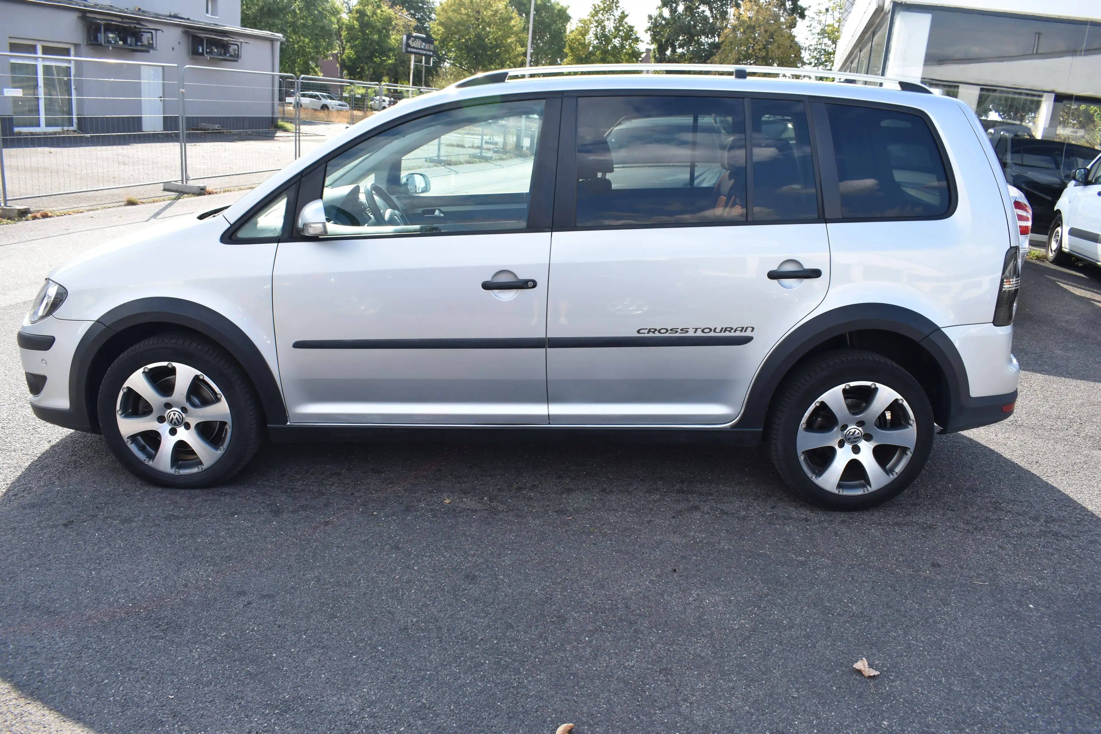 Volkswagen Cross Touran CrossTouran 2.0 TDI *7-SITZER*AUTOMATIK*2.HAND*ZAHNRIEMEN+WASSERPUMPE NEU!!! — photo 7